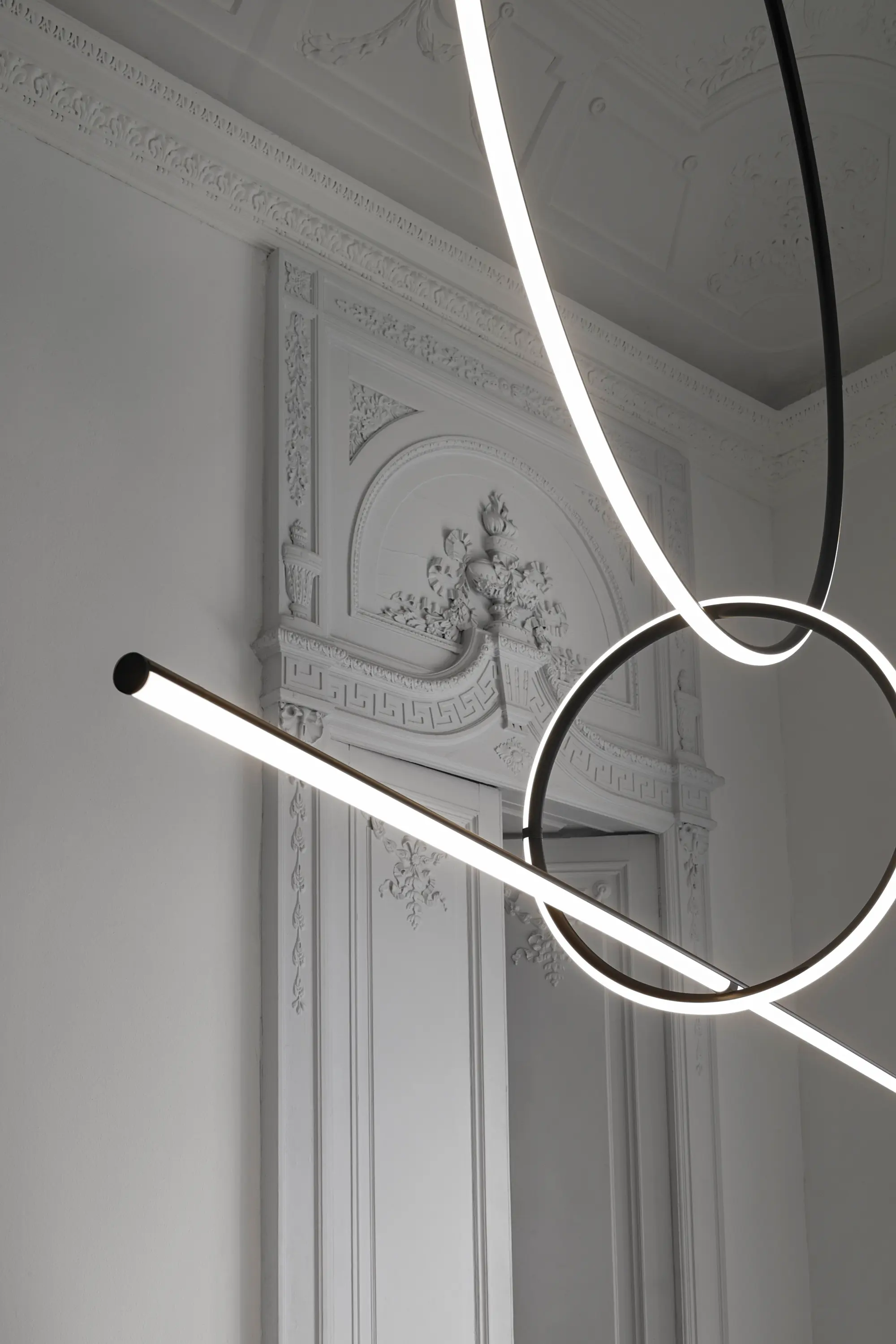 Flos - Arrangemens Drop Down