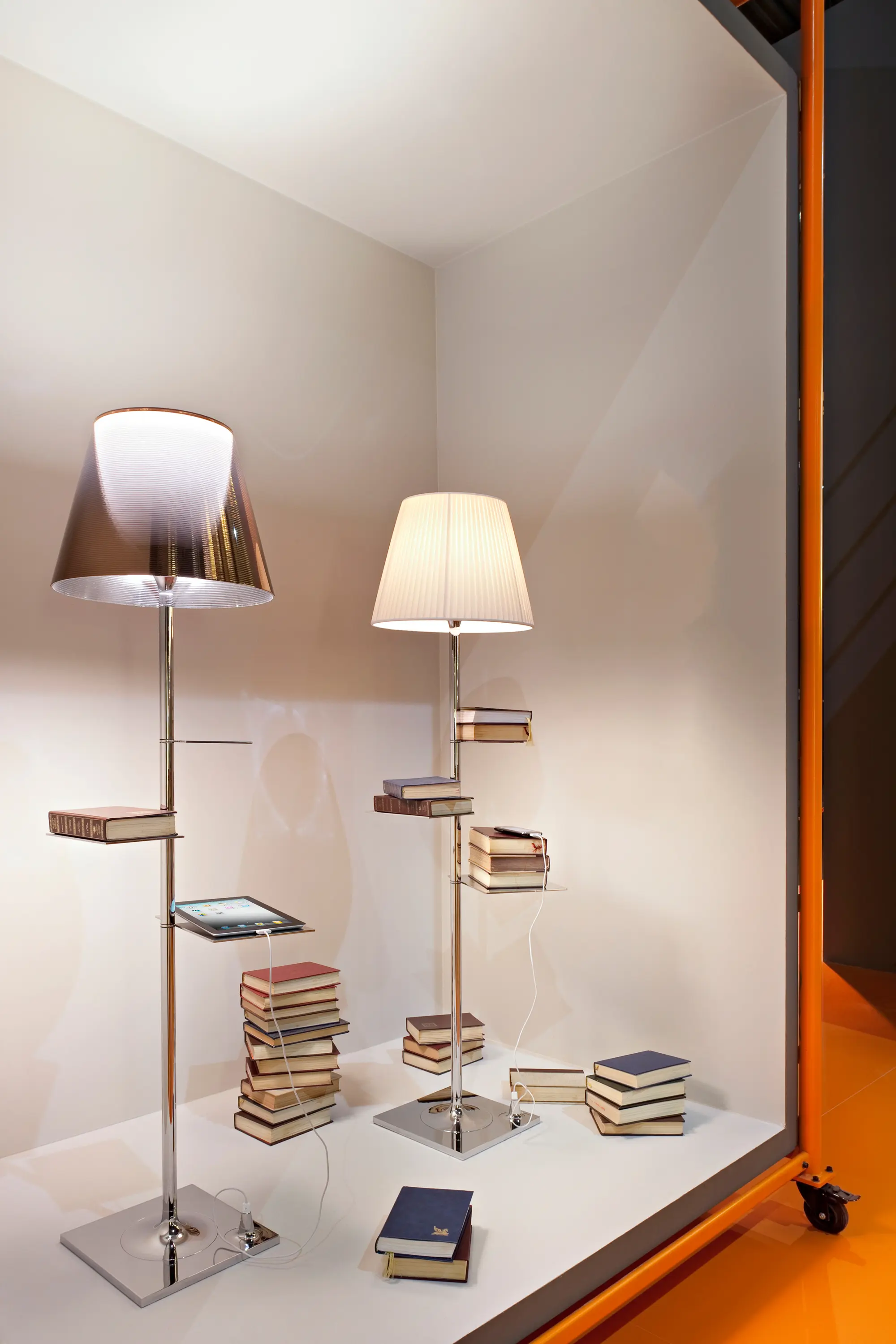 Flos - Bibliotheque Nationale