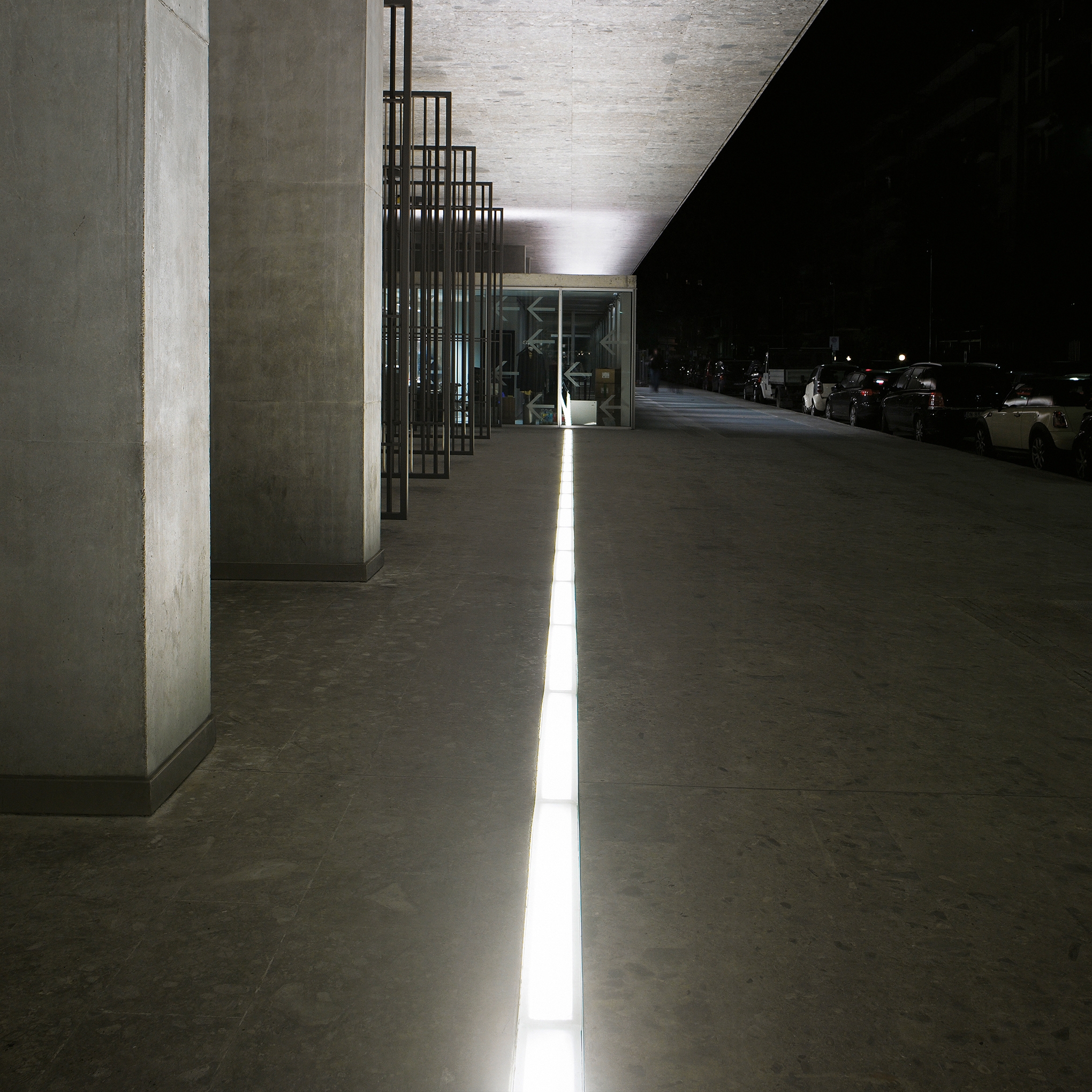 ARCHITECTURAL
