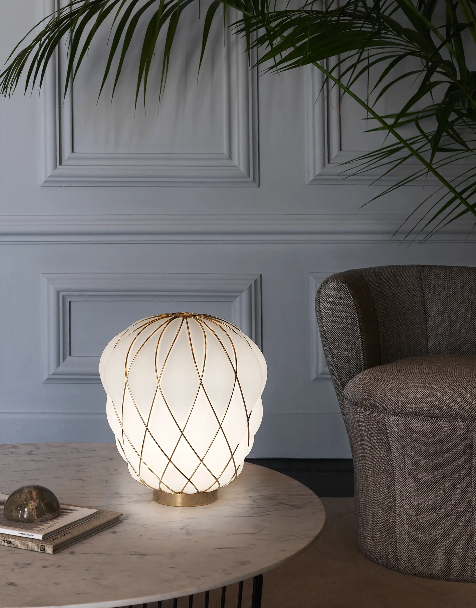 FontanaArte - Pinecone Table lamp