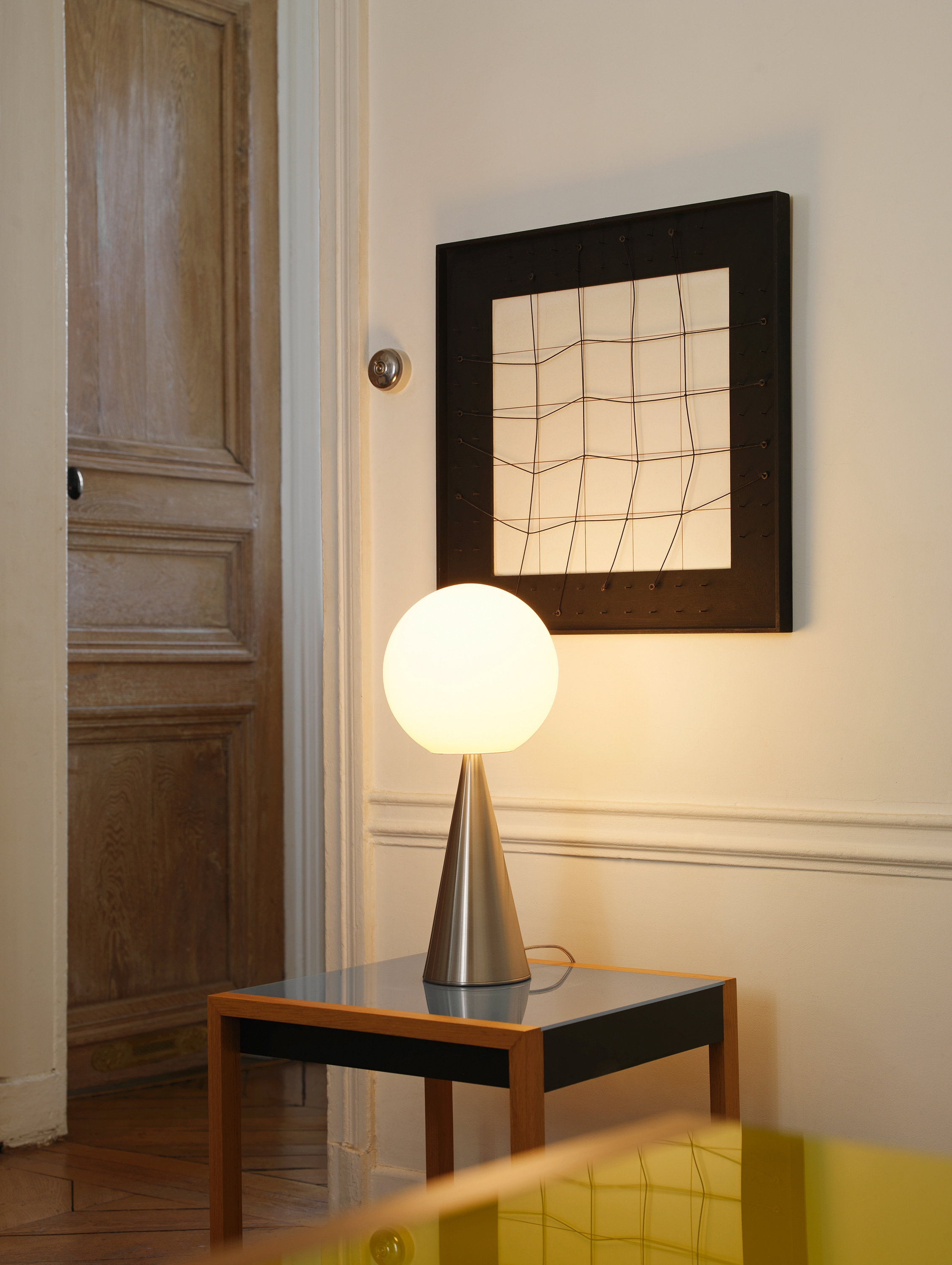 Display product Bilia Table lamp from manufacturer FontanaArte
