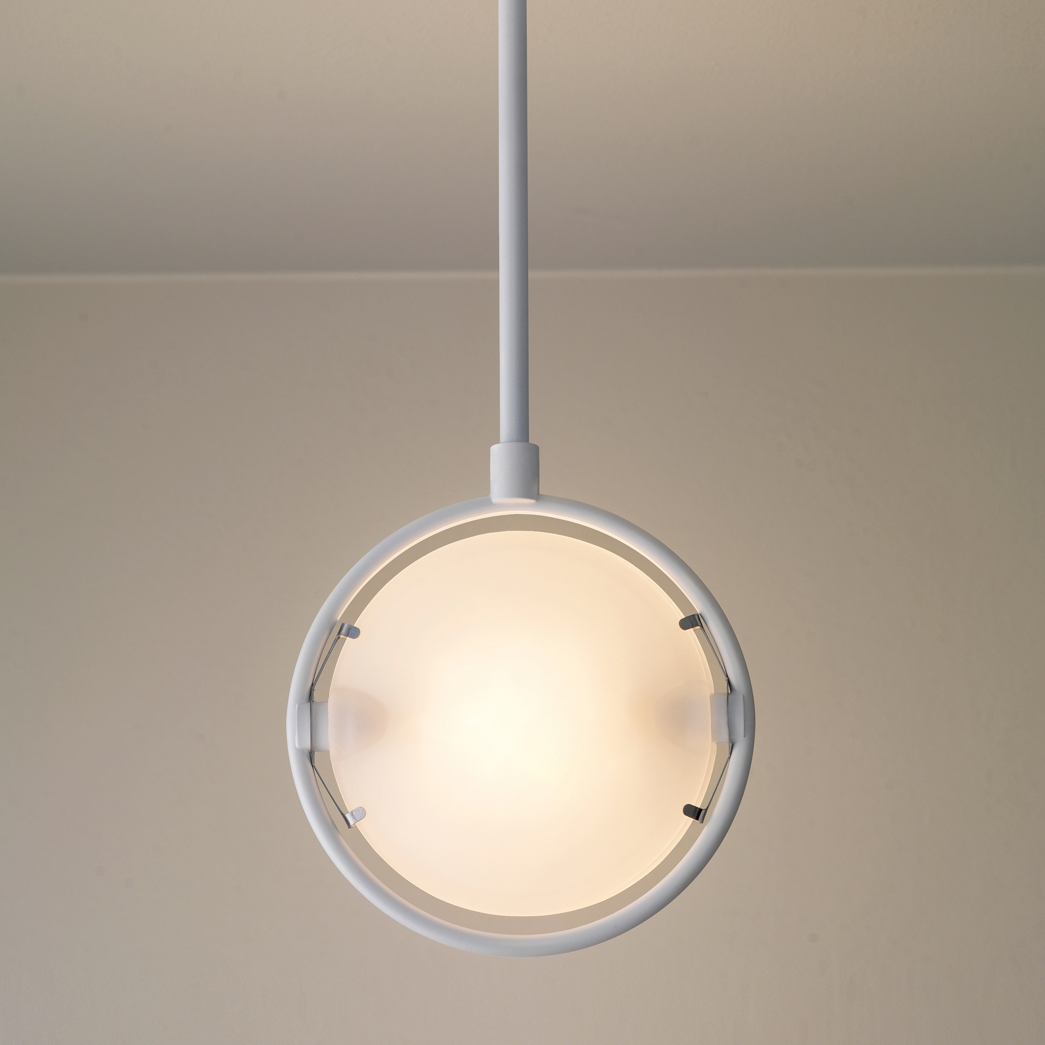 Display product Nobi Suspension lamp from manufacturer FontanaArte