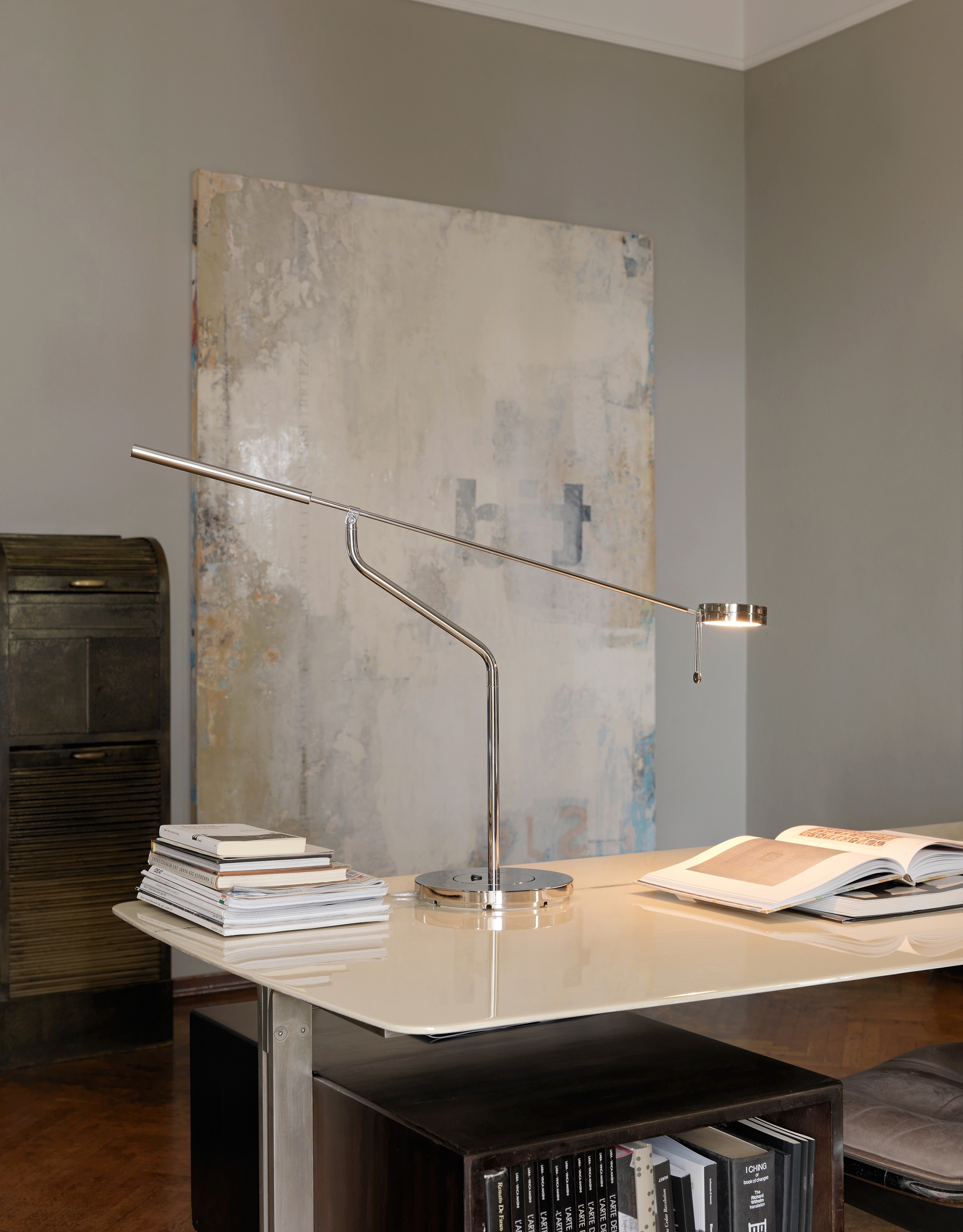 Display product Three Sixty Table lamp from manufacturer FontanaArte