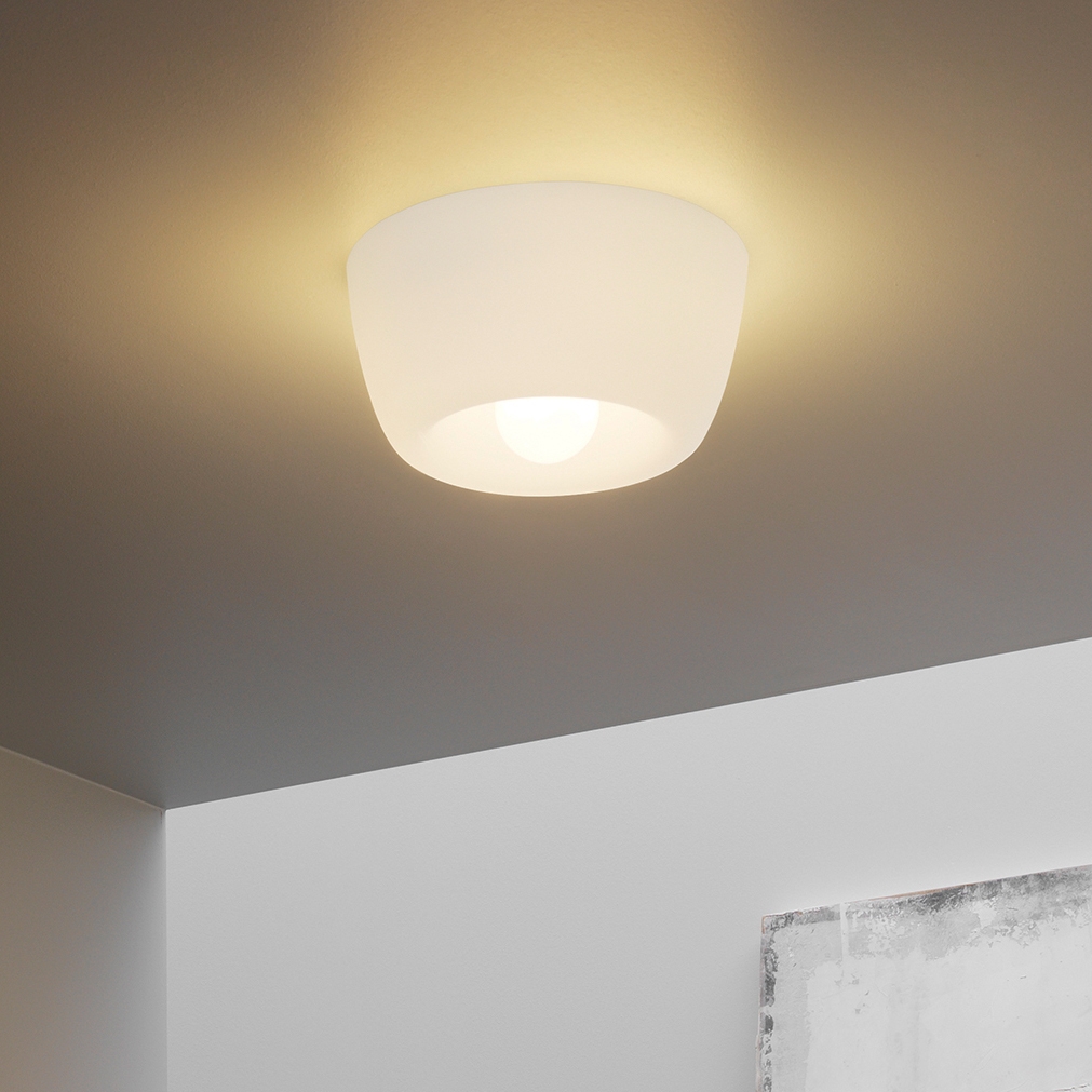 Display product Amélie ceiling lamp from manufacturer FontanaArte
