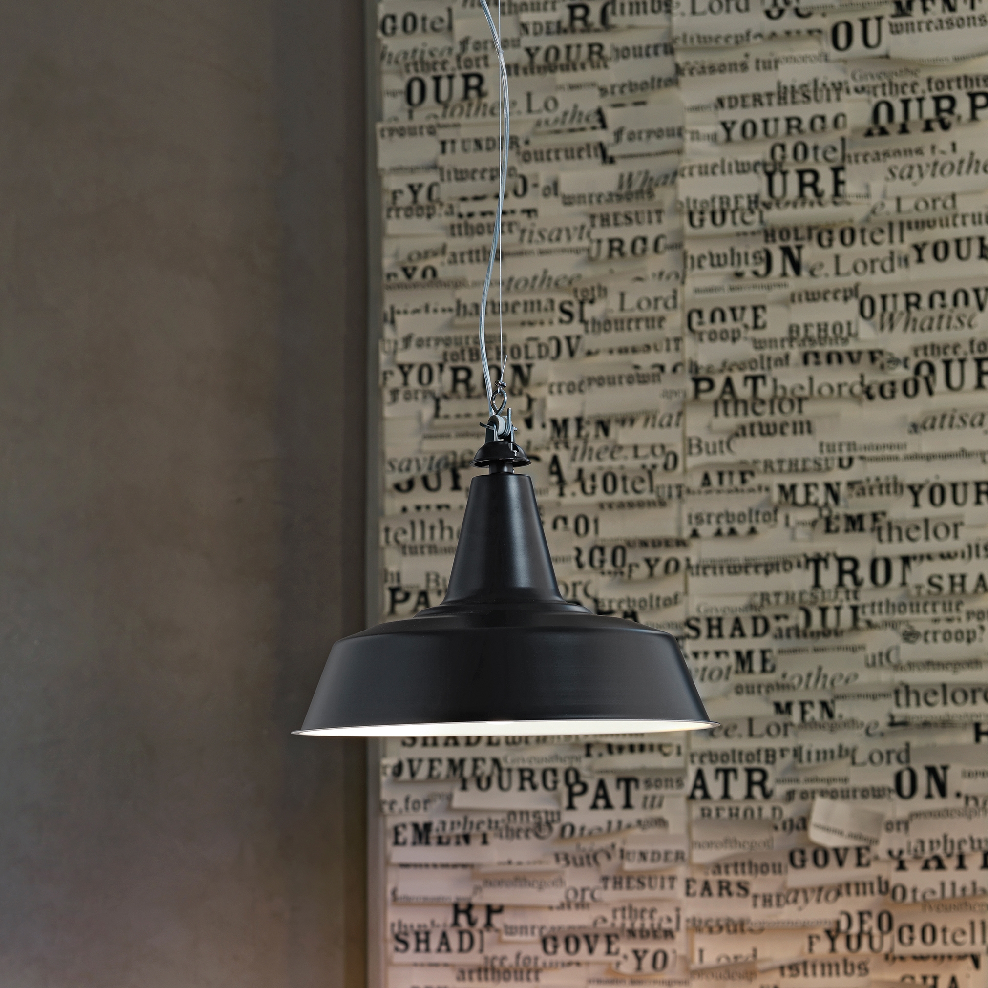 Display product Huna Suspension lamp from manufacturer FontanaArte