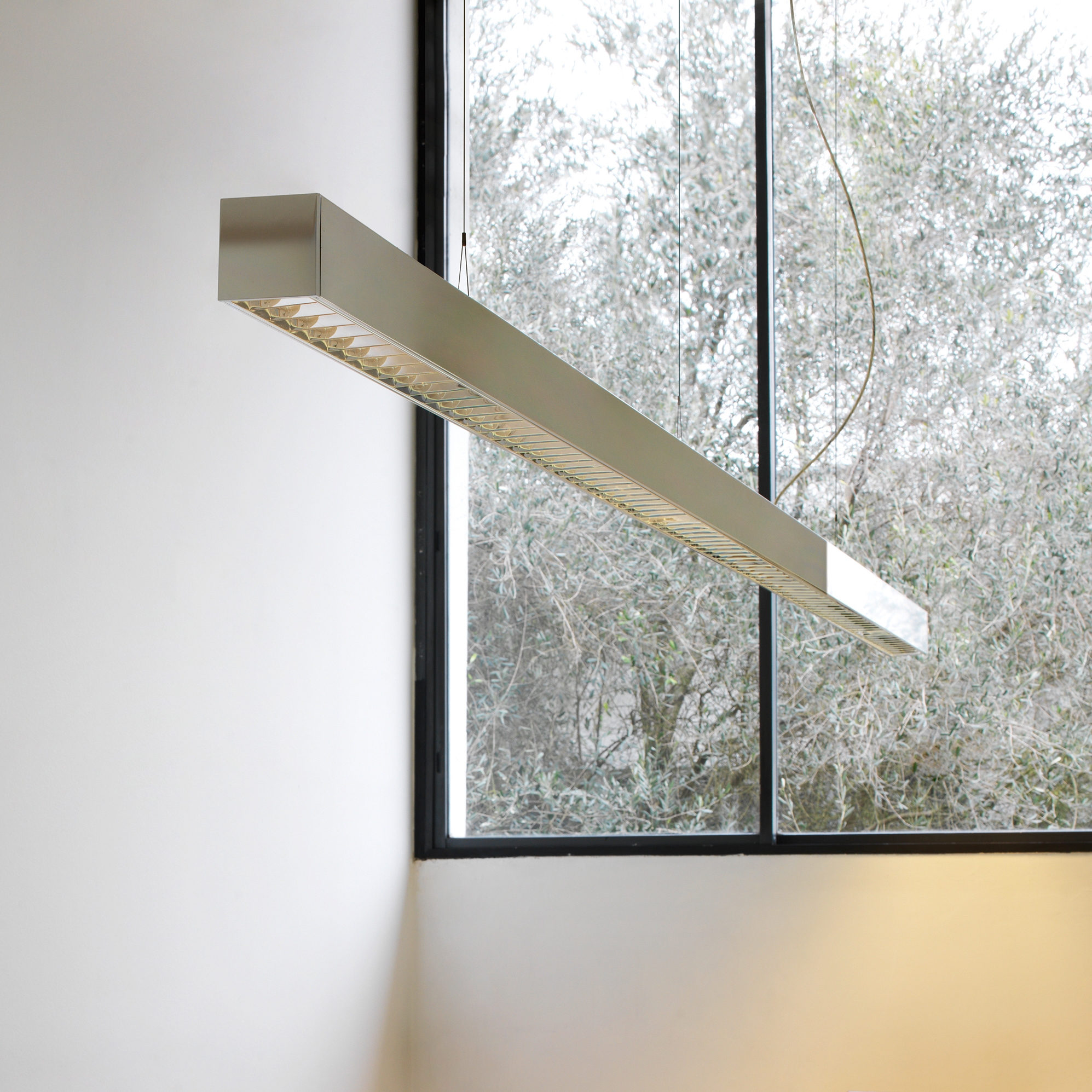 Produkt Linea 1 Modul-Pendelsystem des Herstellers FontanaArte anzeigen
