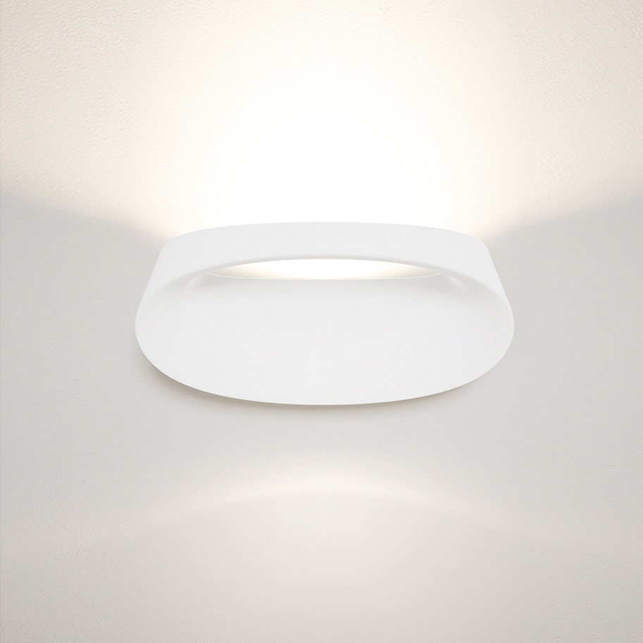 Display product Bonnet Wall lamp from manufacturer FontanaArte