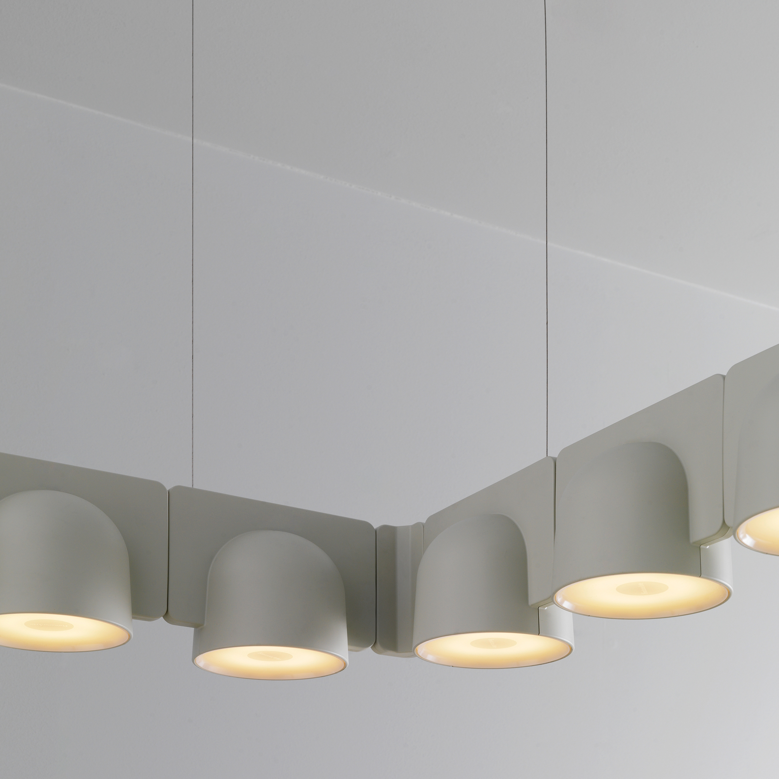 Vertoon produk Igloo System suspension lamp van vervaardiger FontanaArte