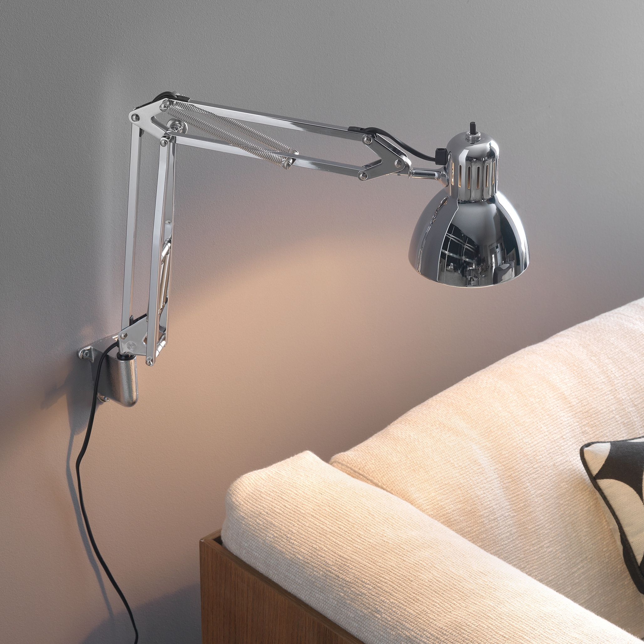 Afficher le produit Nasketta Lampa de applique du fabricant FontanaArte