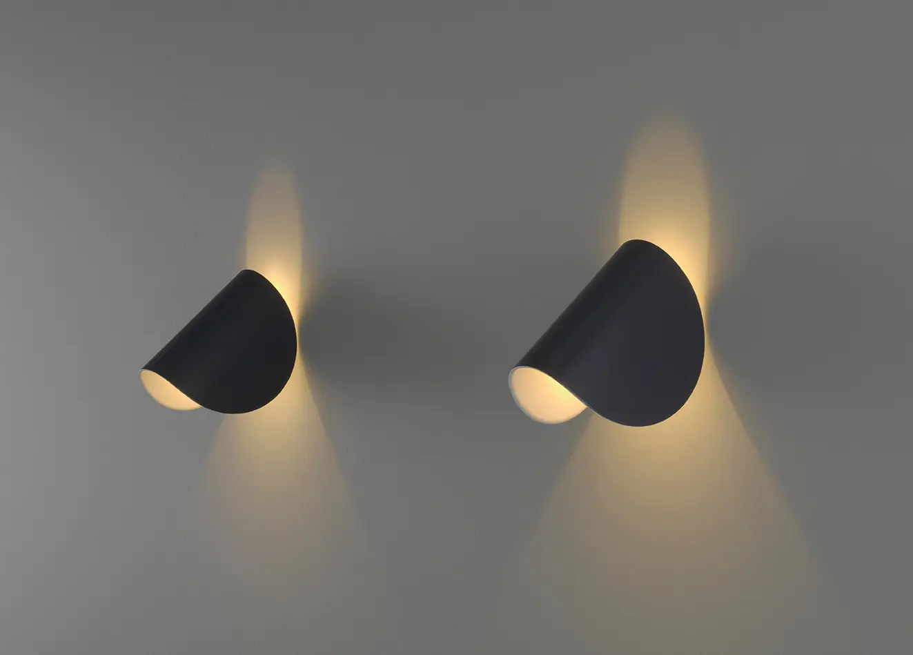 FontanaArte - IO Wall lamp