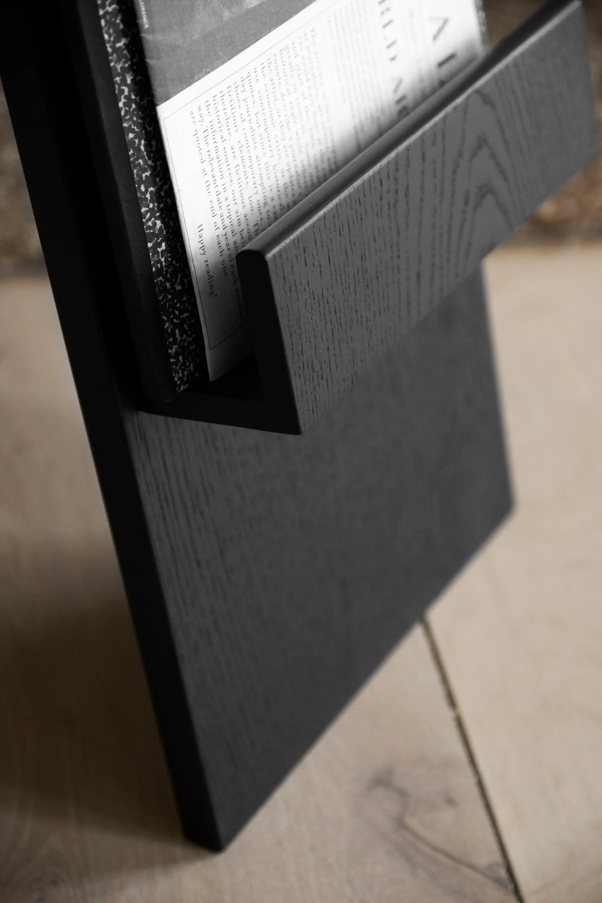 Fredericia Furniture - Risom Magazine Table