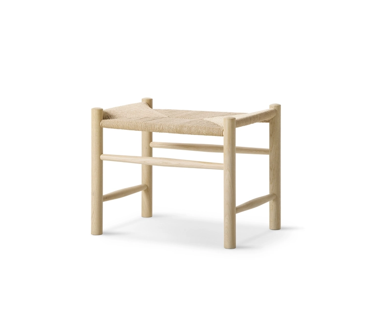 WEGNER J16 STOOL - Stools from Fredericia Furniture | Architonic