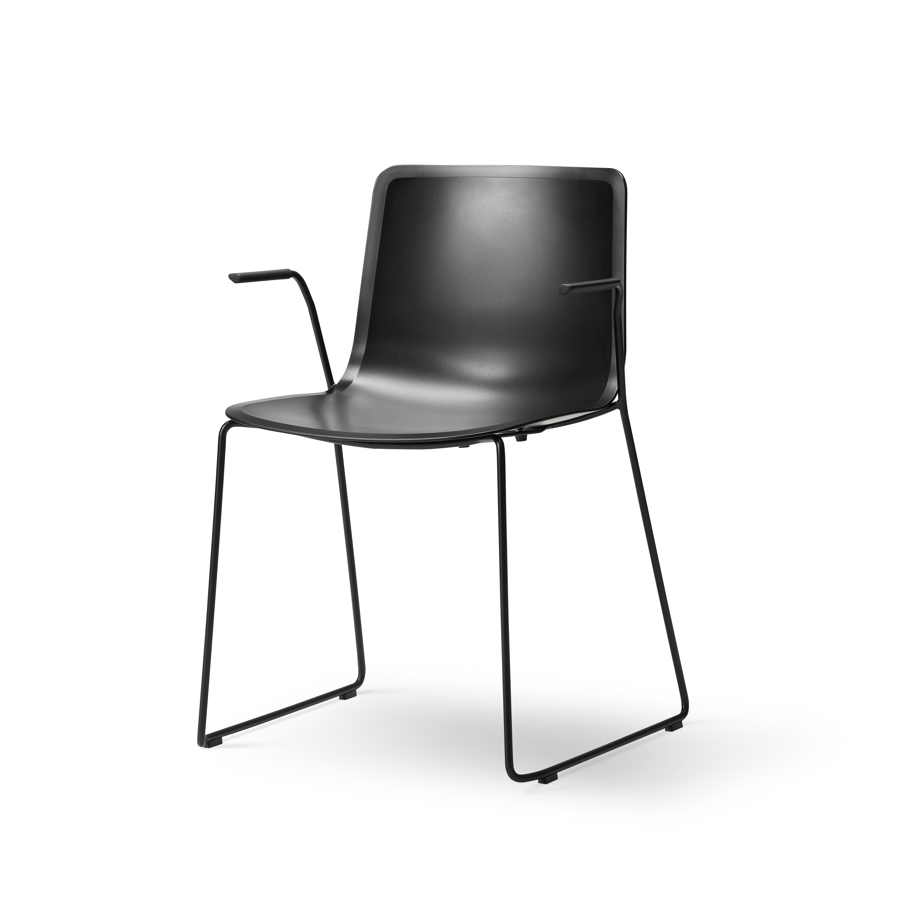 Vertoon produk Pato Sledge Armchair van vervaardiger Fredericia Furniture