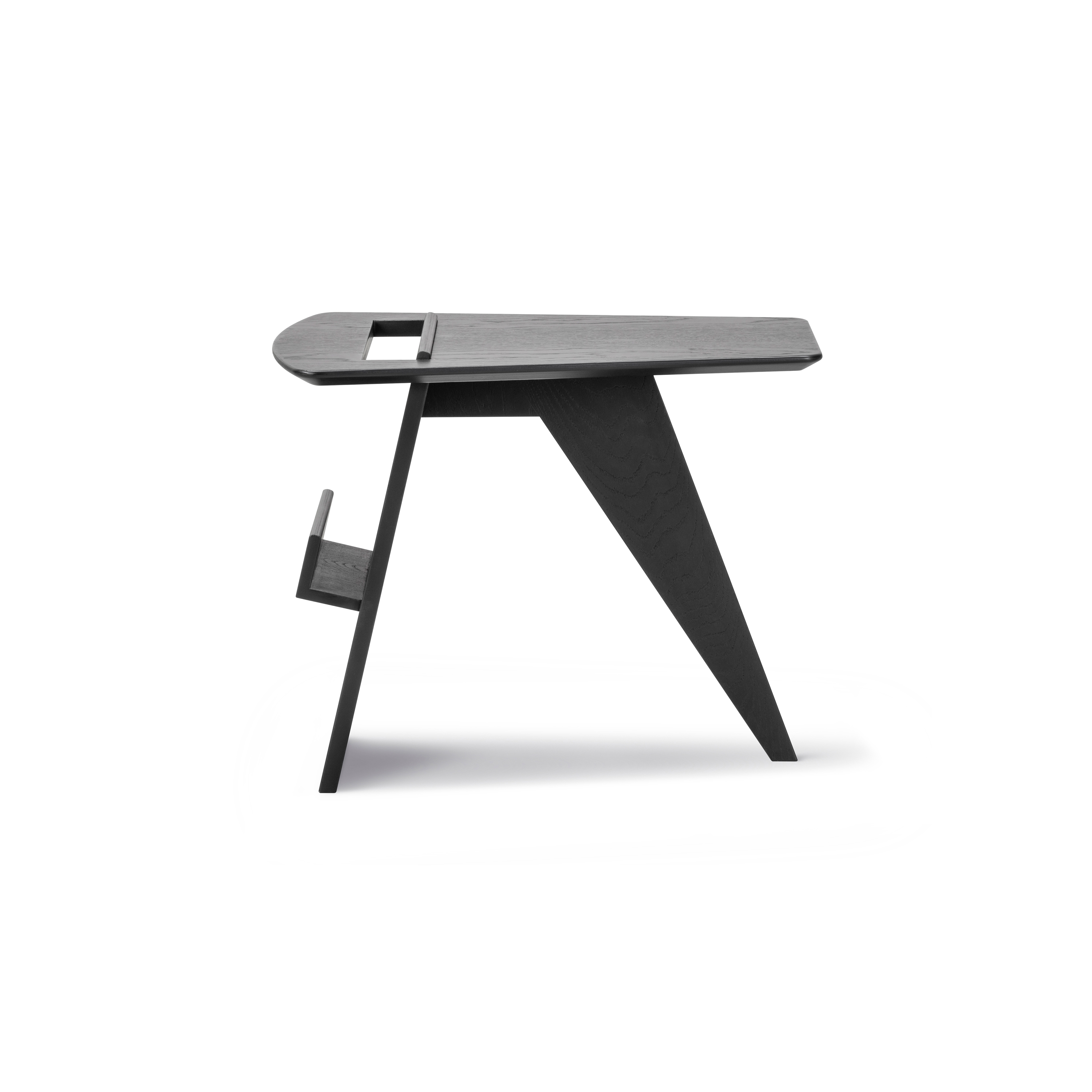 Risom Magazine Table