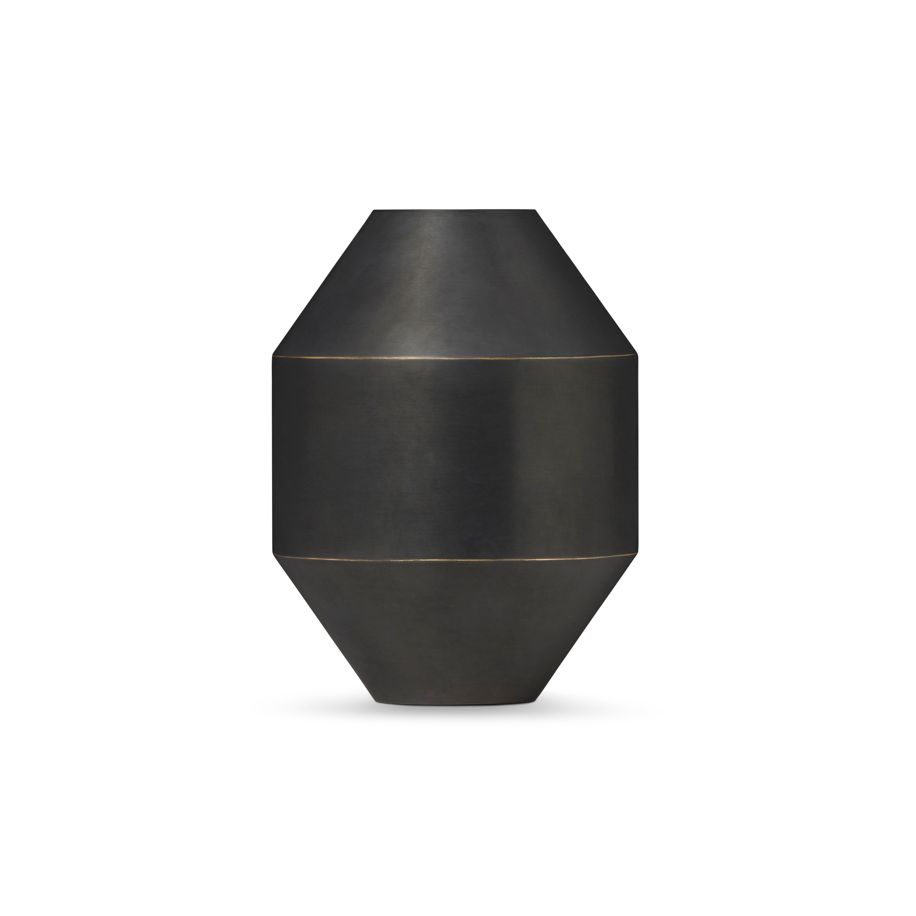 Display product Hydro Vase from manufacturer Fredericia Furniture