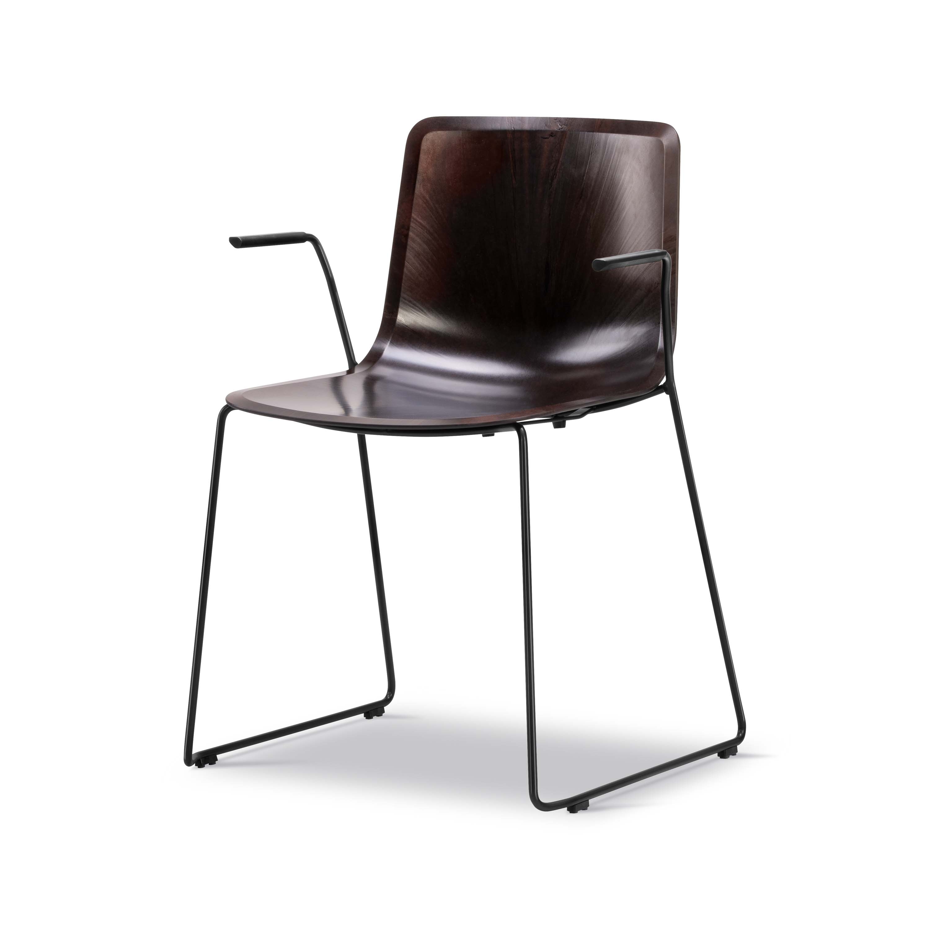 Mostra il prodotto Pato Paper Sledge Armchair del produttore Fredericia Furniture