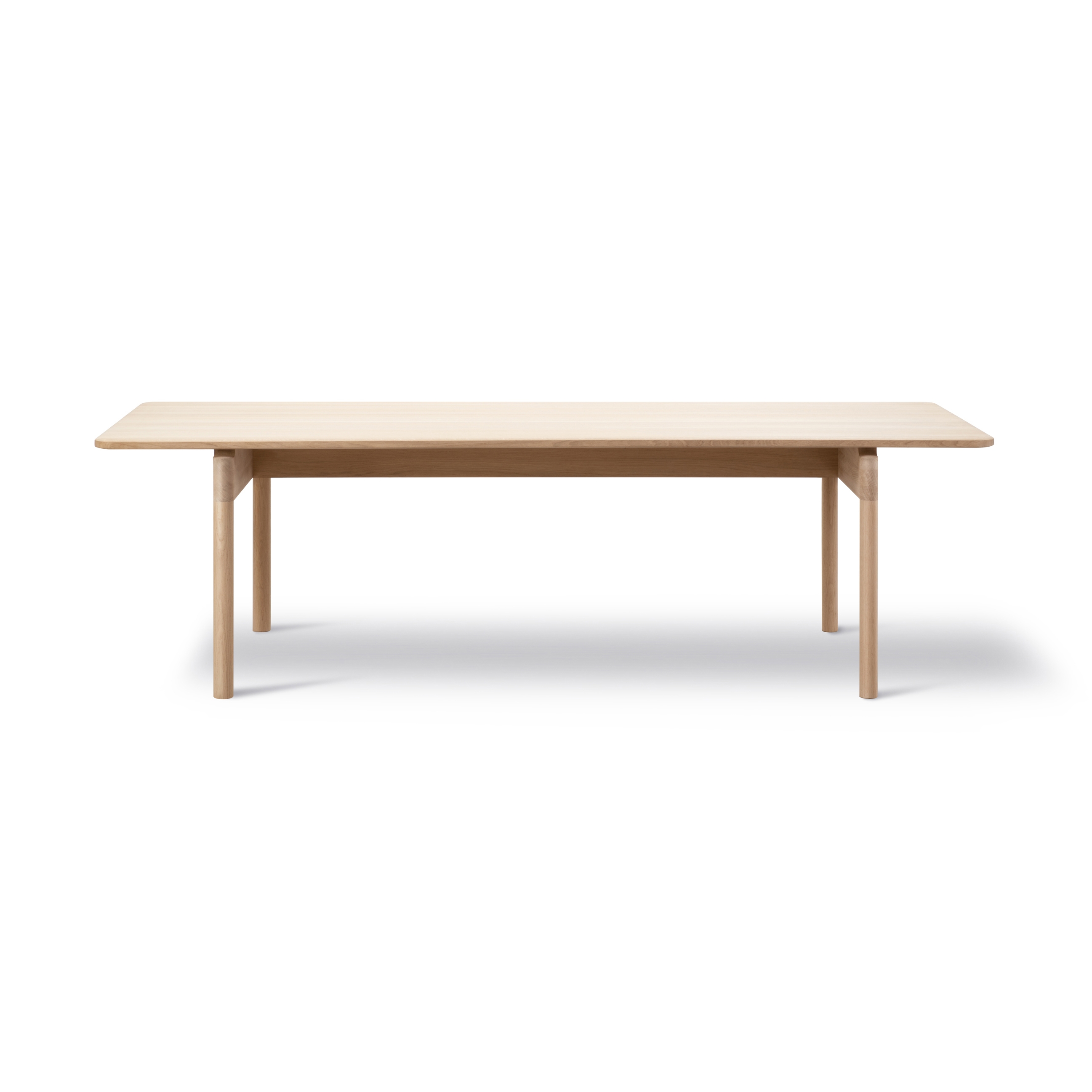 Display product Post Table from manufacturer Fredericia Furniture