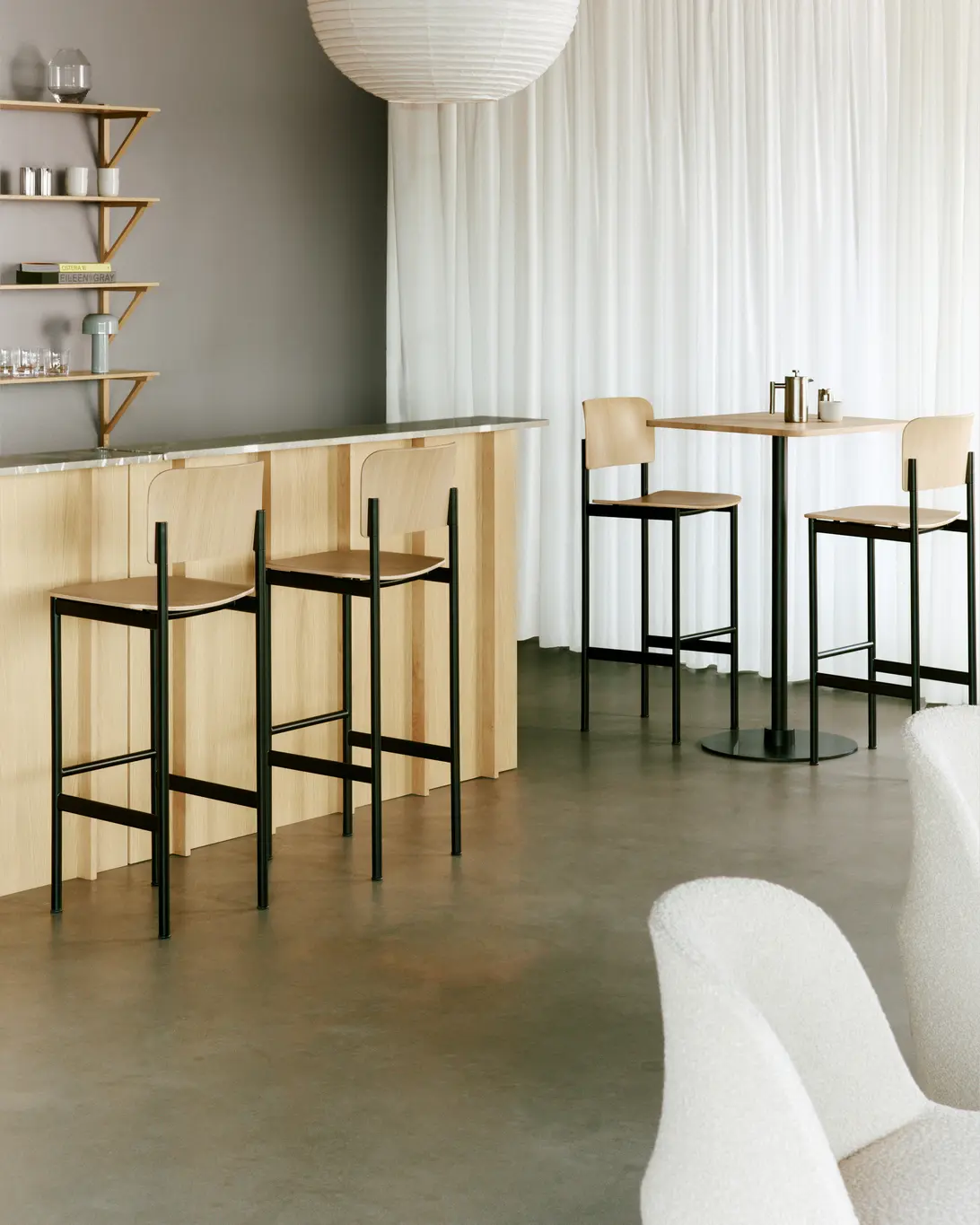 Fredericia Furniture - Plan Column Table