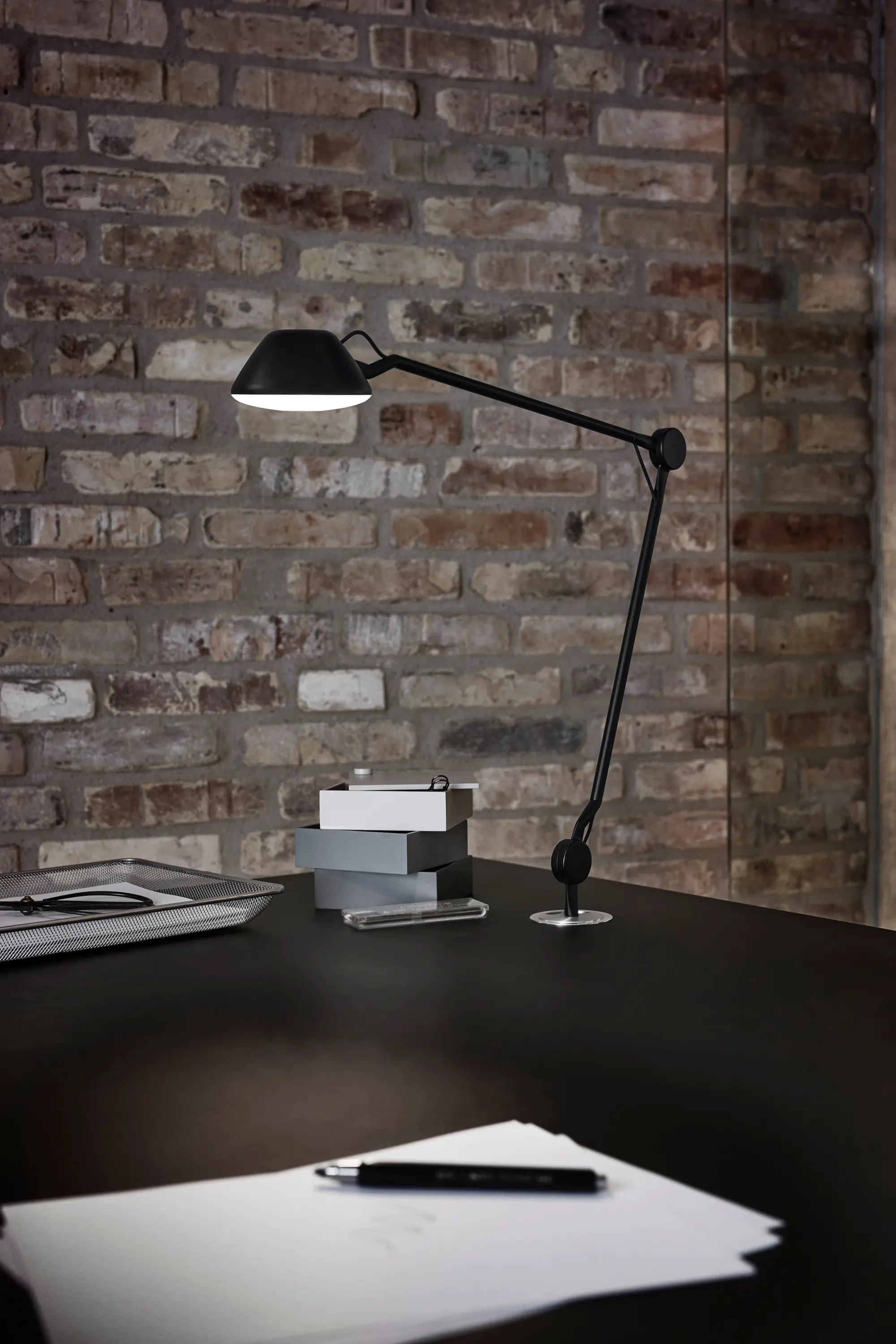 Fritz Hansen - AQ01™ | Table lamp | Plug-in | Blue