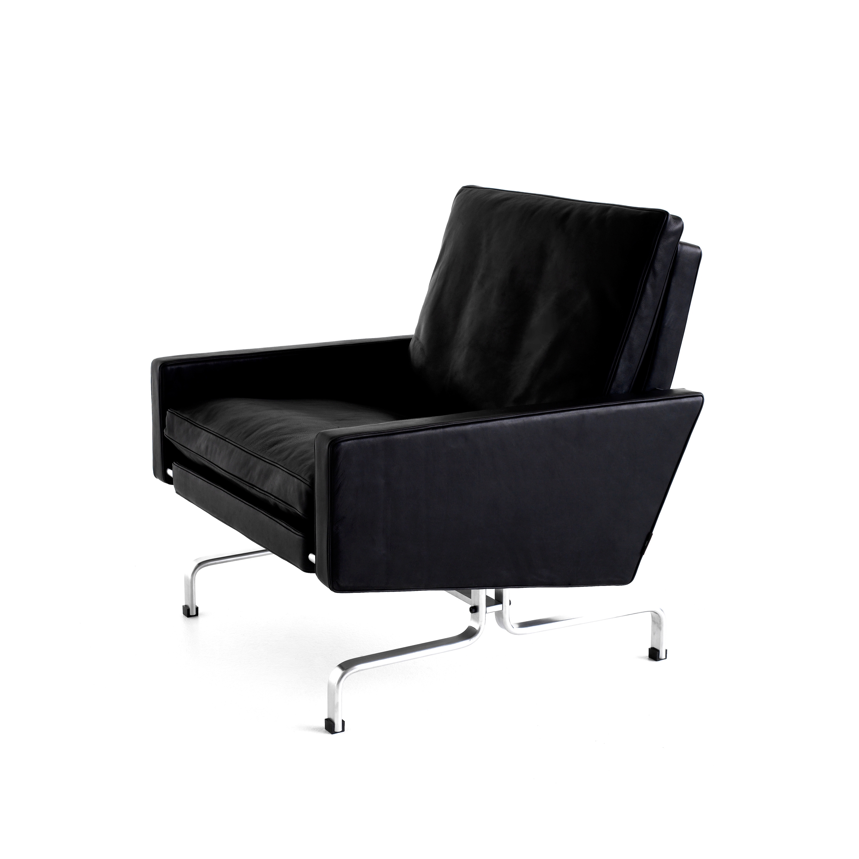 Display product PK31™ | Lounge chair | Leather | Matt chromed spring steel base | Module from manufacturer Fritz Hansen