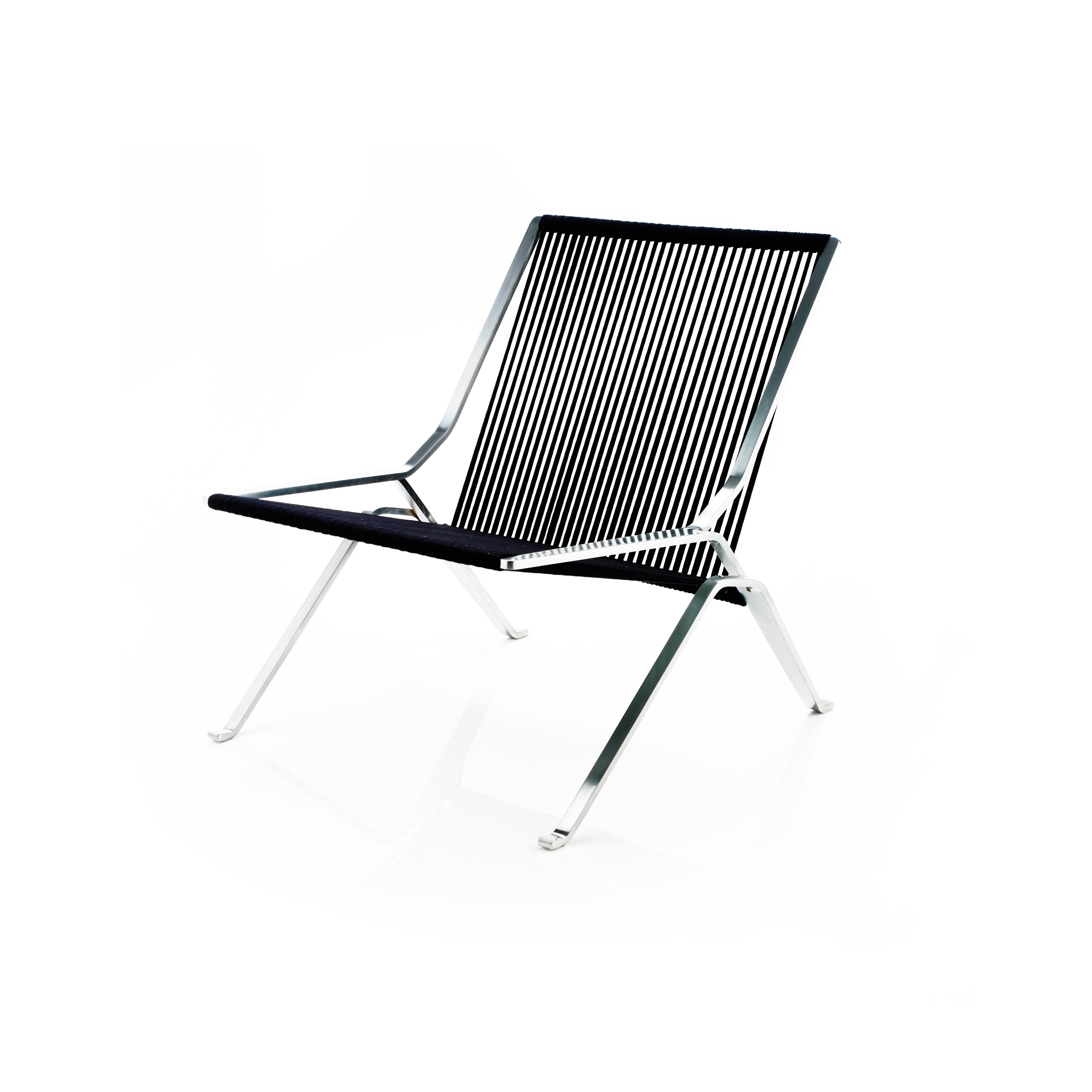 Produkt PK25™ | Lounge chair | Flag haylard | Matt chromed spring steel base des Herstellers Fritz Hansen anzeigen