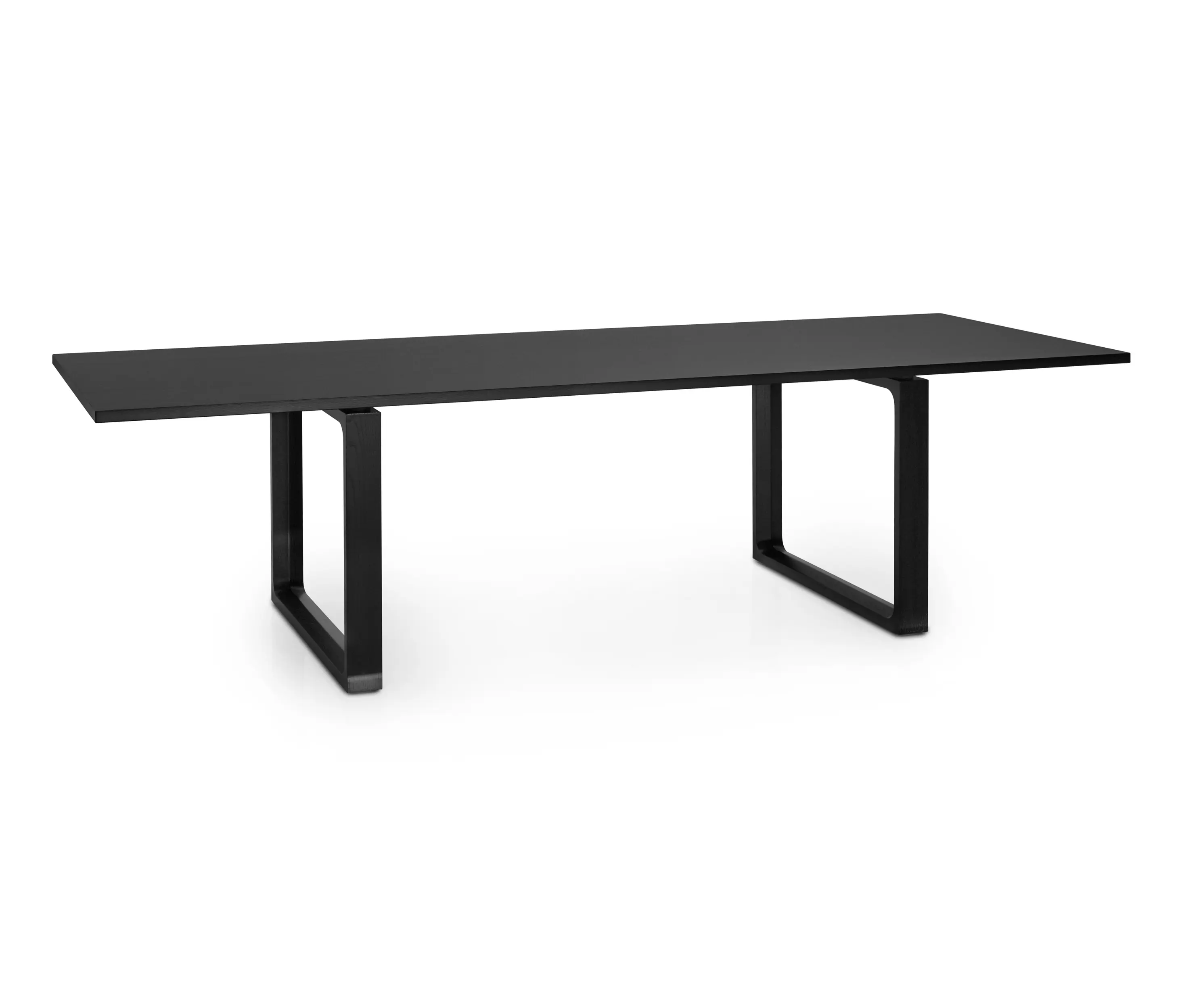 Fritz Hansen - Essay™ | CM 32