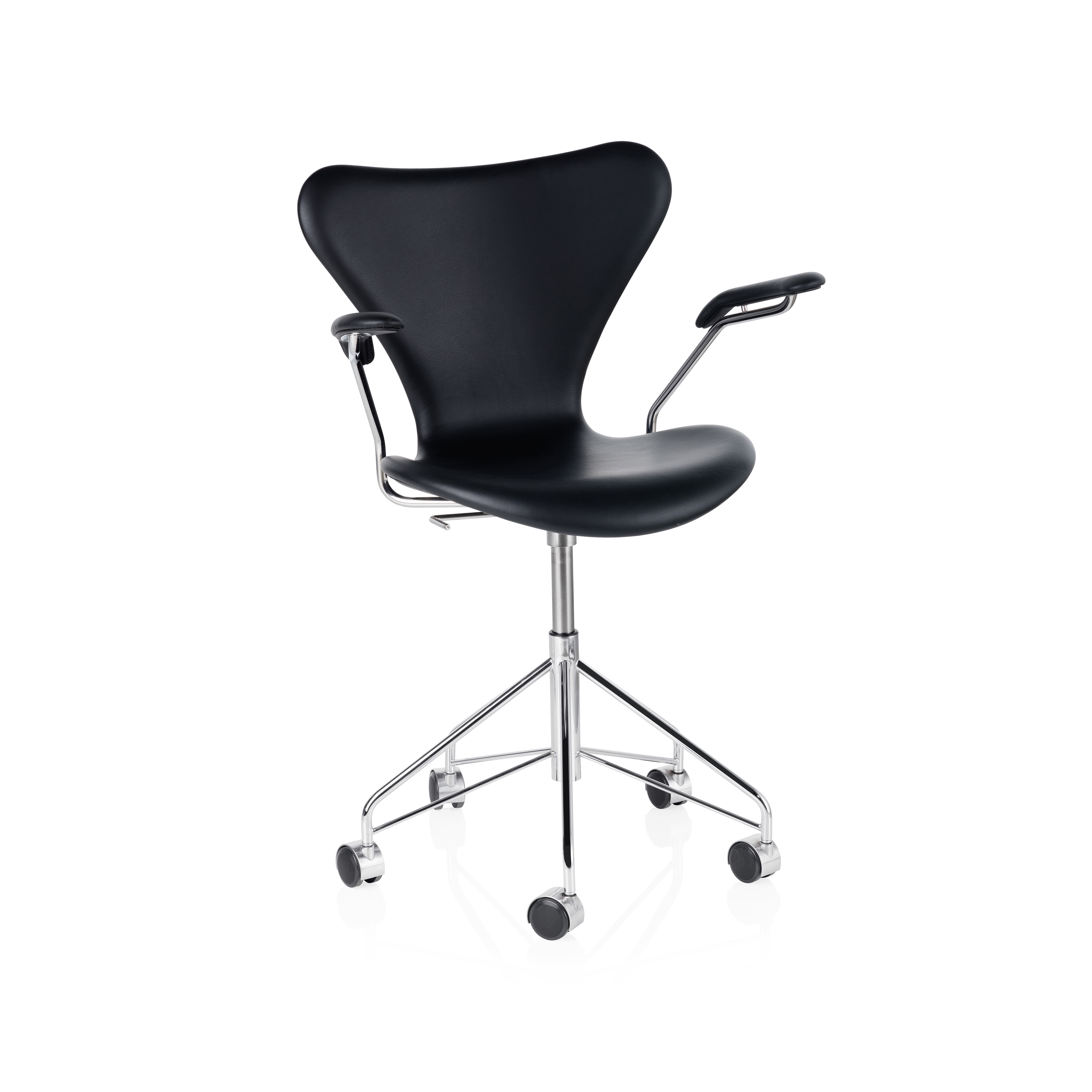 Series 7™ | Chair | 3217 | Fully upholstred | Wheel chrome base