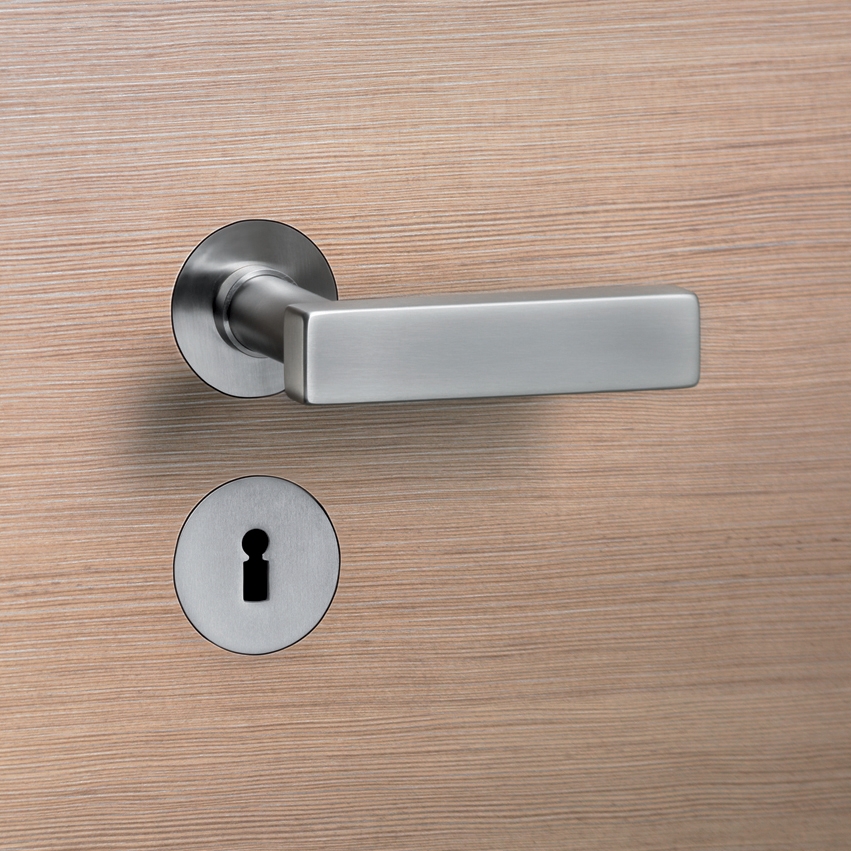 Display product FSB 1003 Door set flush from manufacturer FSB