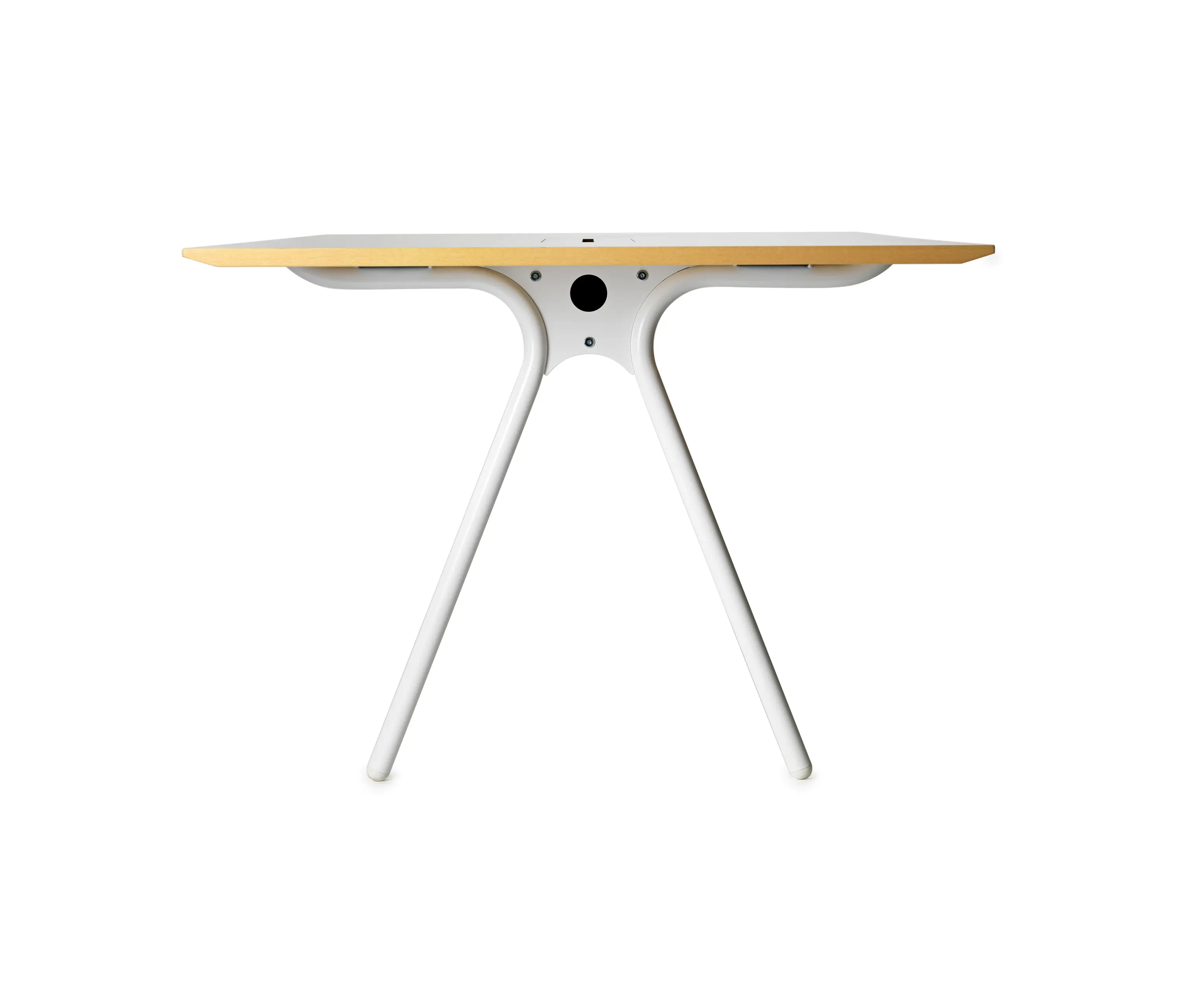 Gärsnäs - Camelot table