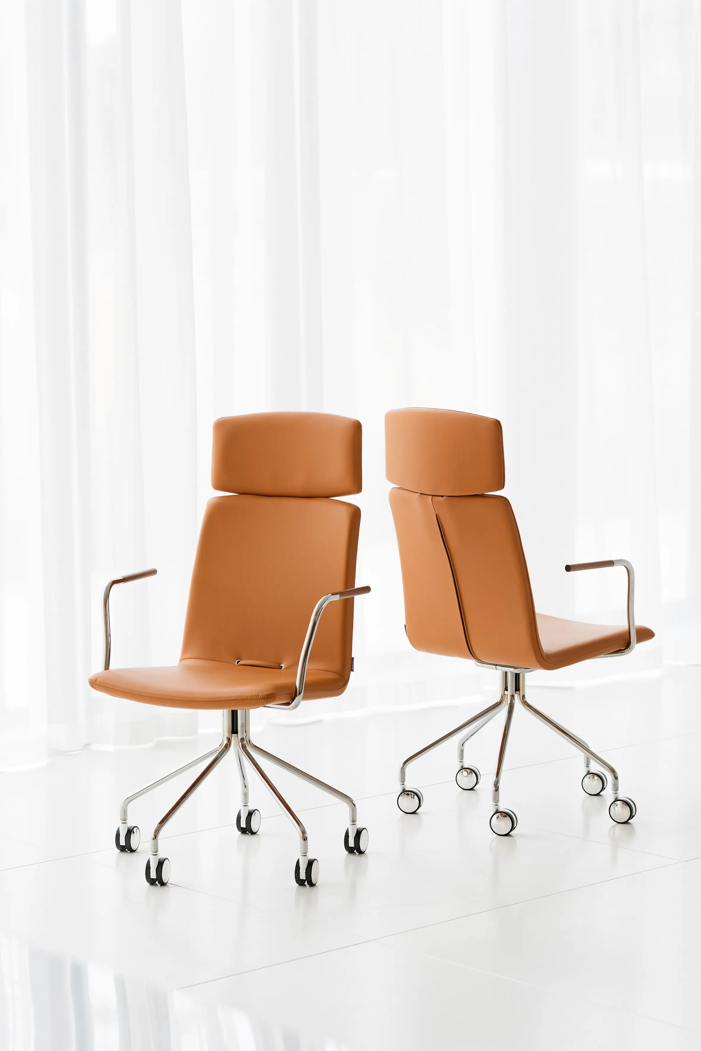 Gärsnäs - Day High armchair