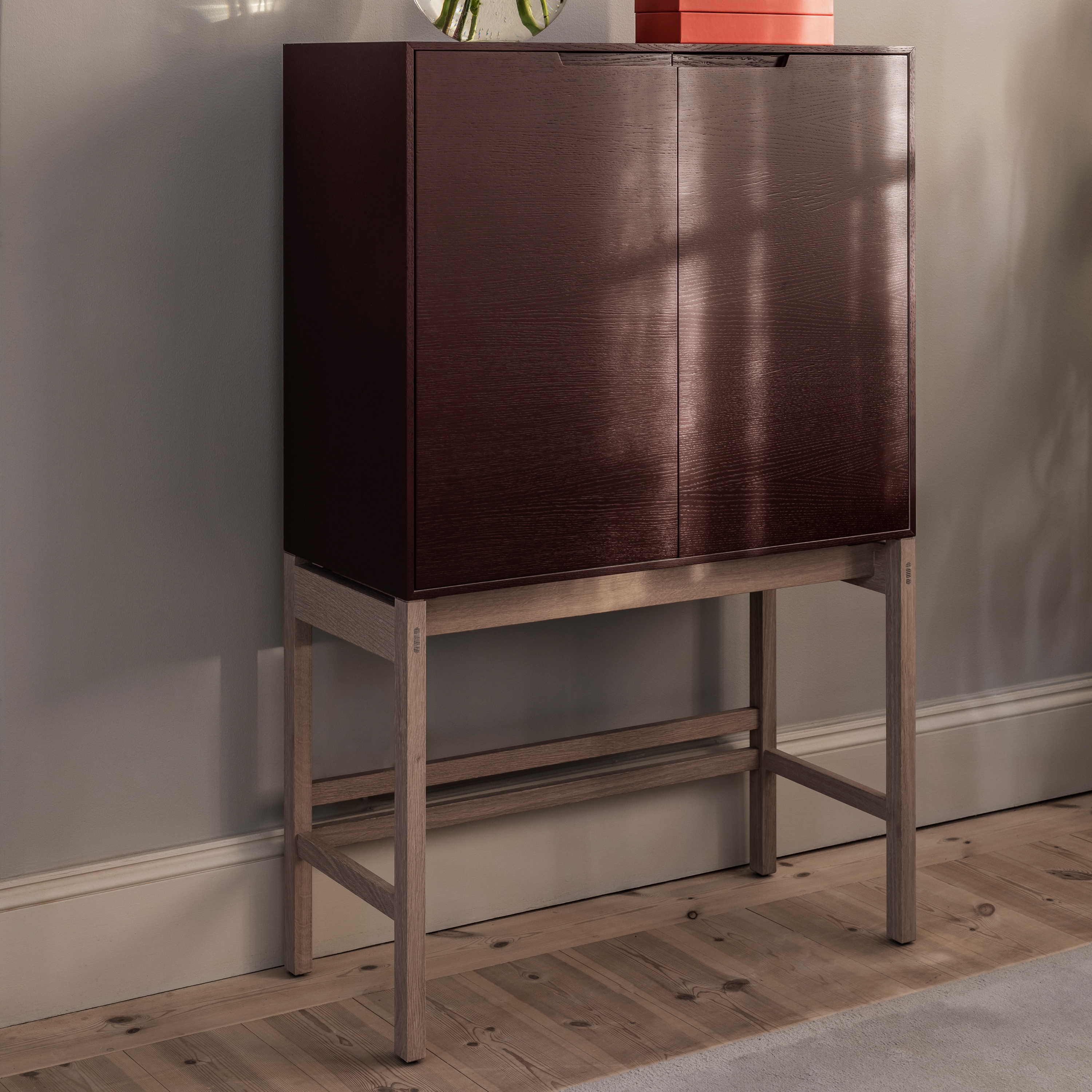 Display product Frame cabinet from manufacturer Gärsnäs