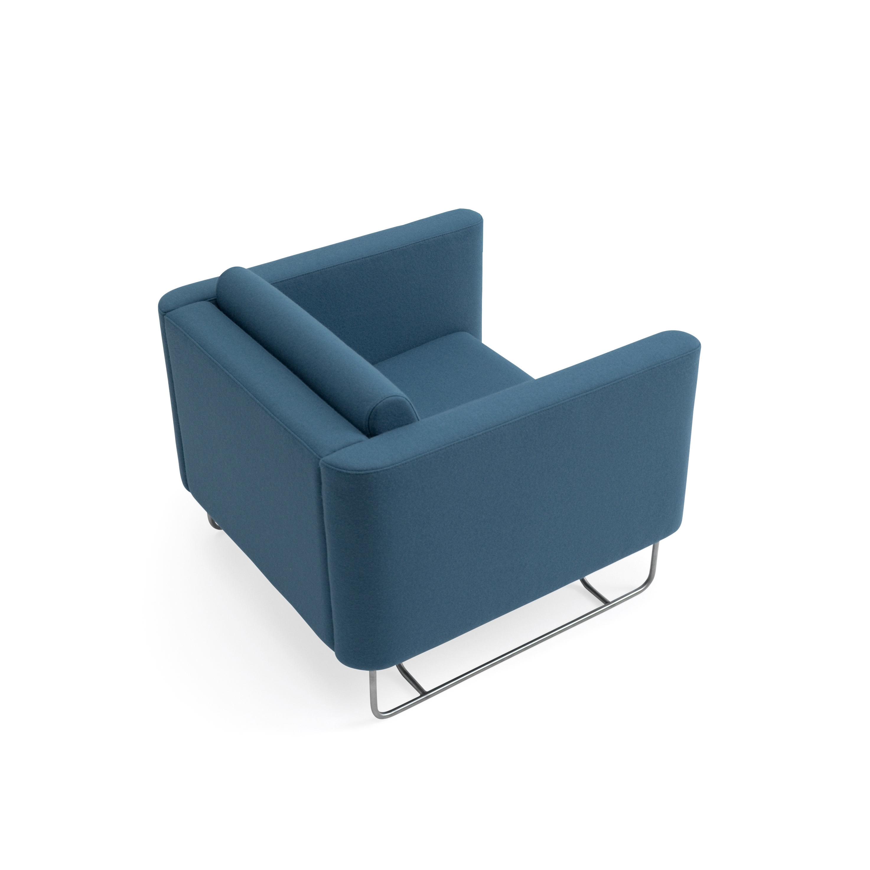Mostra il prodotto Pacific Armchair del produttore +Halle