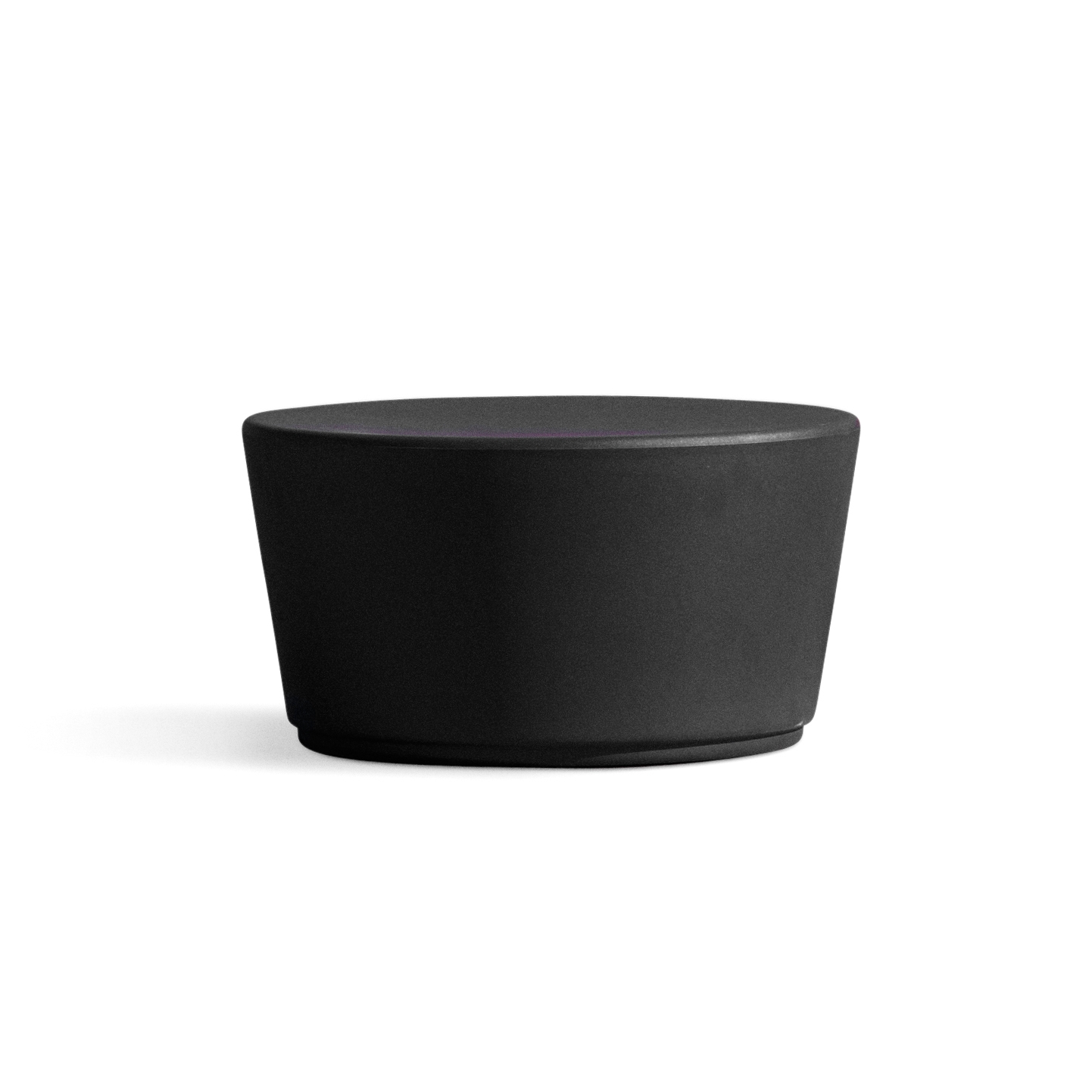 Mostrar el producto True Love Outdoor Stool del fabricante +Halle