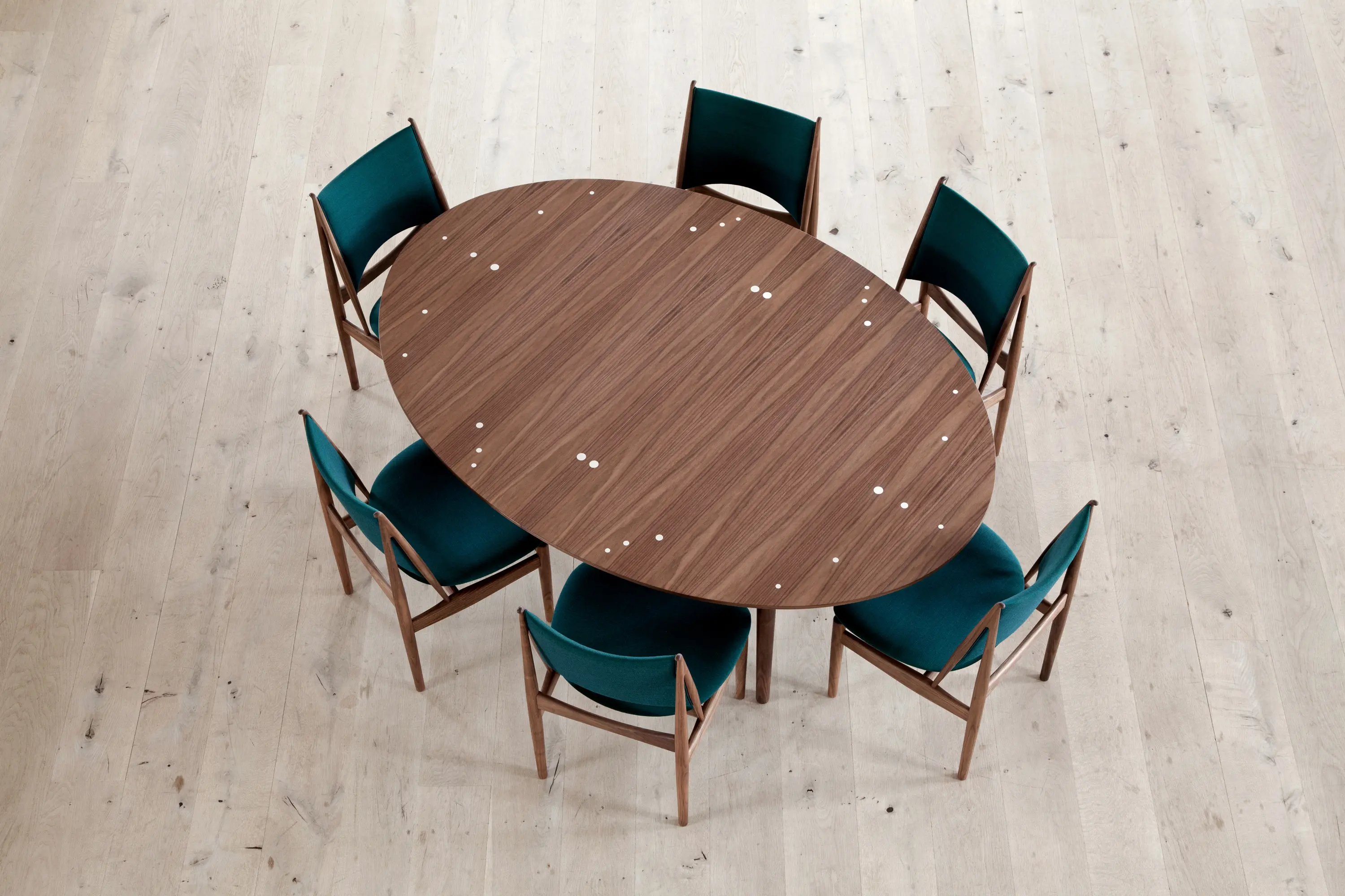 House of Finn Juhl - Onecollection - Silver Table