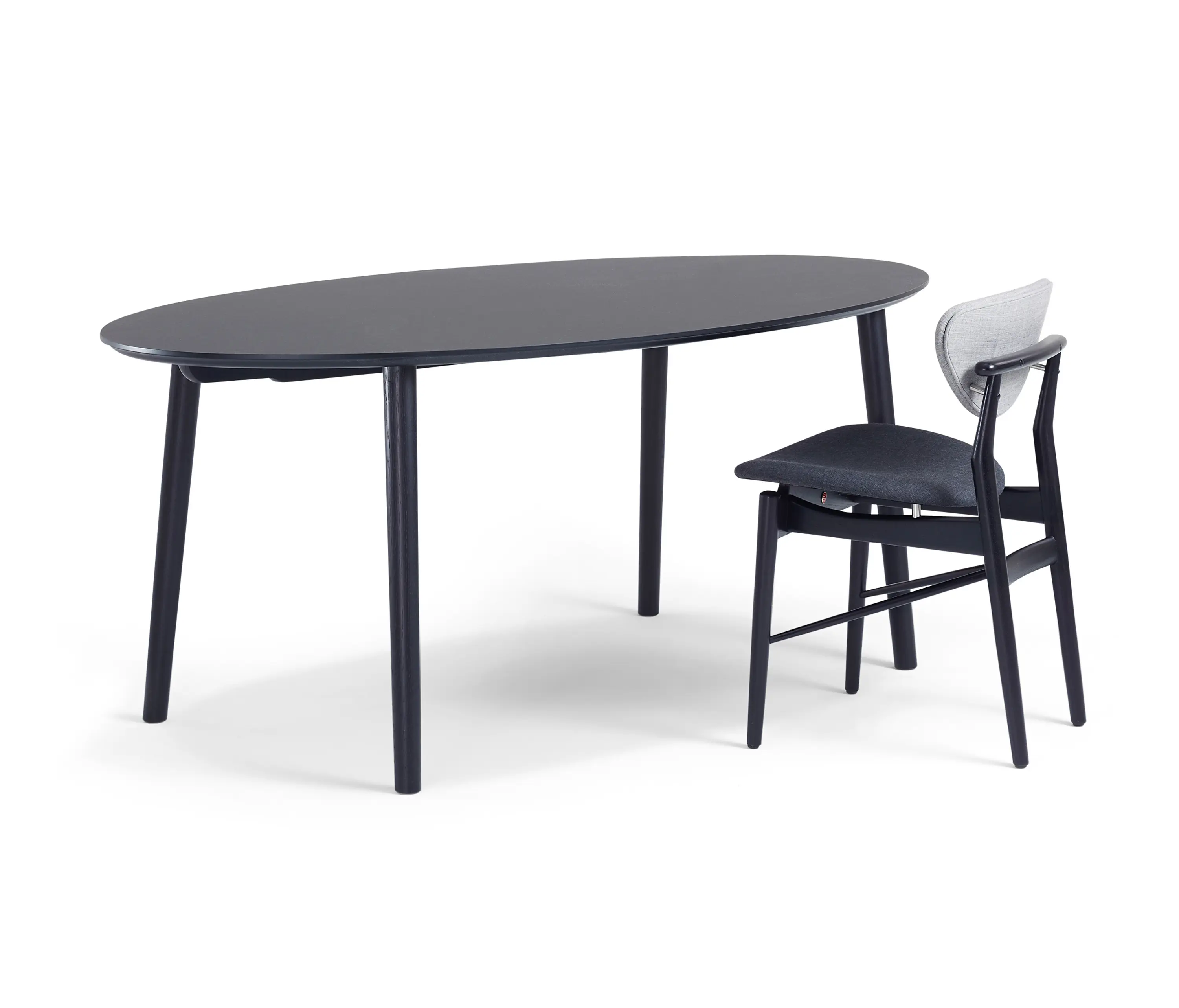 House of Finn Juhl - Onecollection - Diner Table