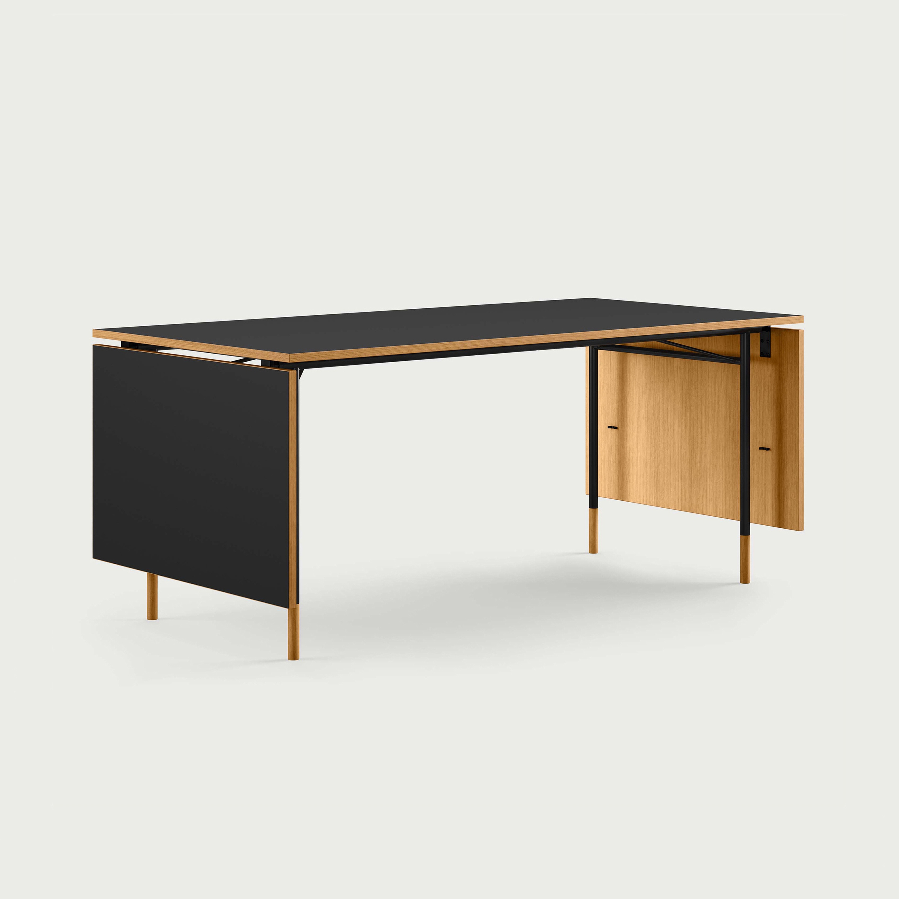 Display product Nyhavn Dining Table from manufacturer House of Finn Juhl - Onecollection