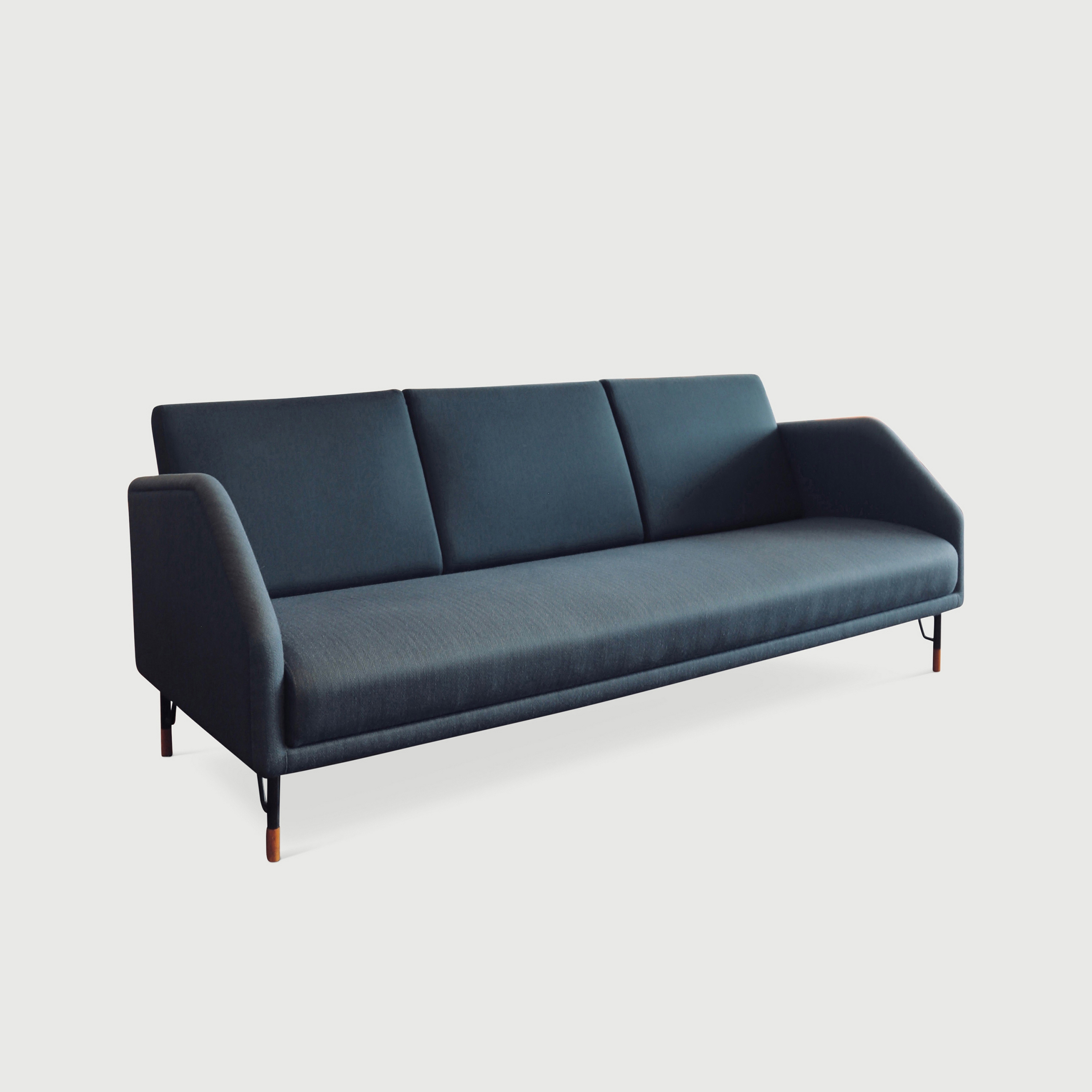 Afficher le produit 77 Sofa du fabricant House of Finn Juhl - Onecollection