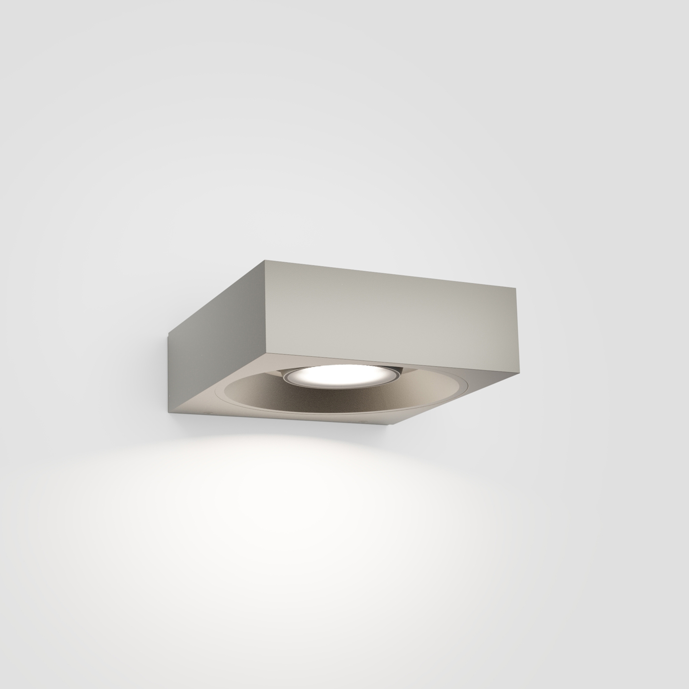 Mostra il prodotto pip del produttore IP44.DE