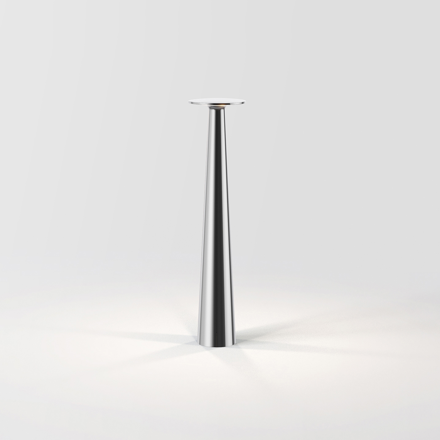 Mostra il prodotto lix skinny del produttore IP44.DE