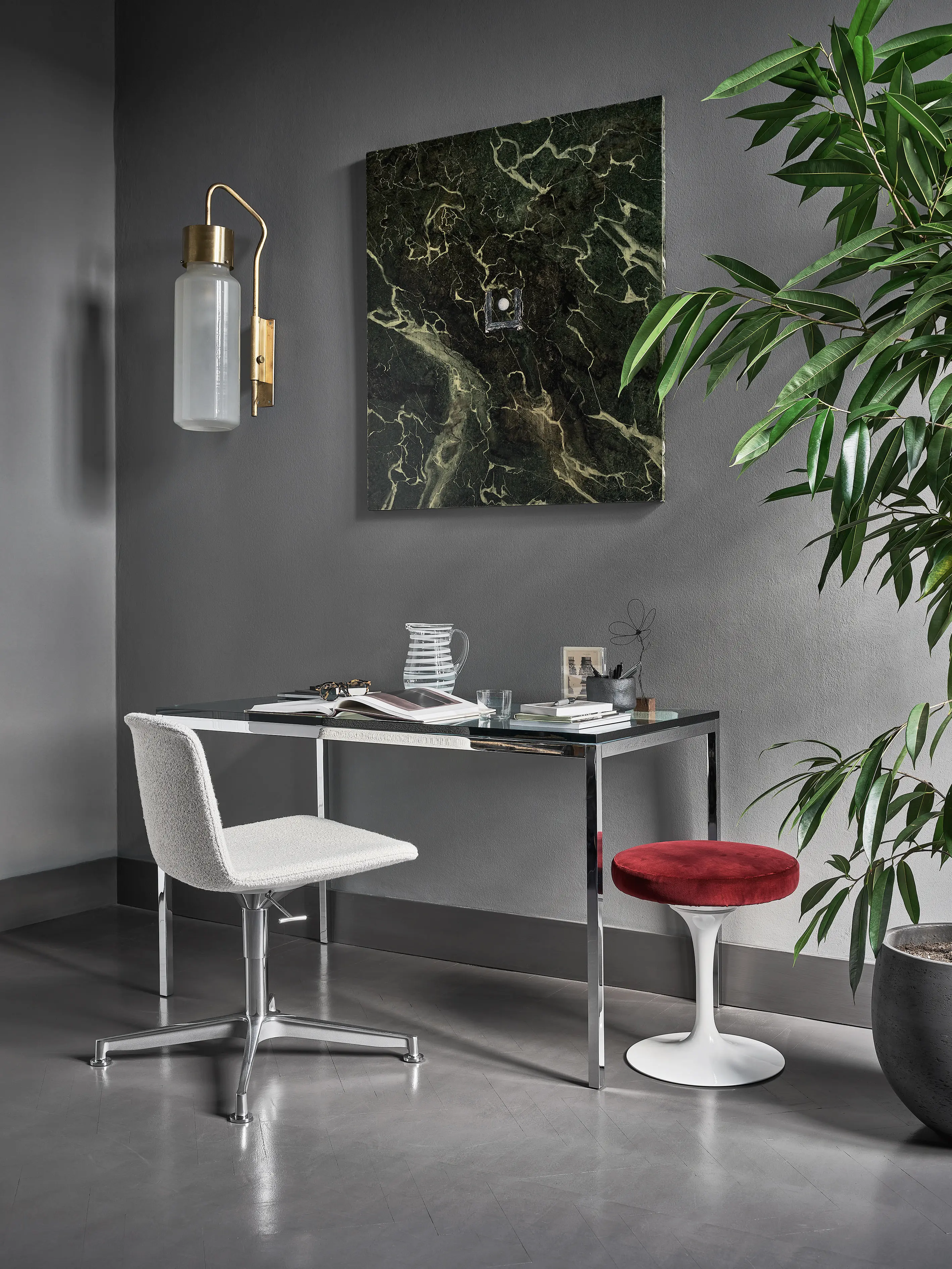Knoll International - KN07 Chair
