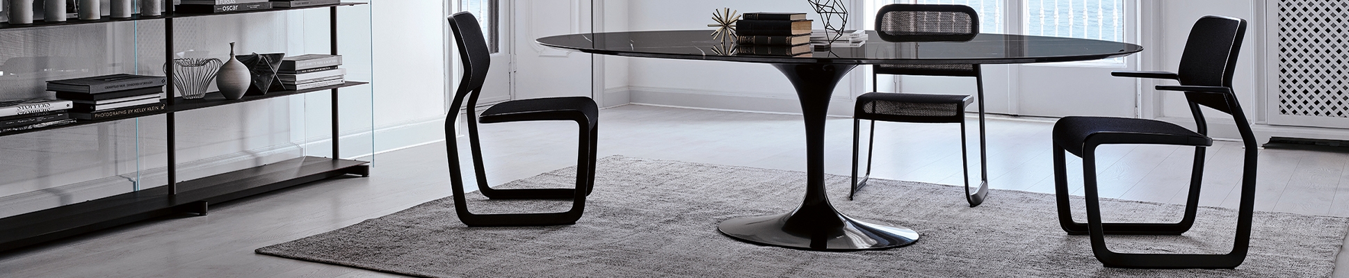 Discover the world of manufacturer Knoll International