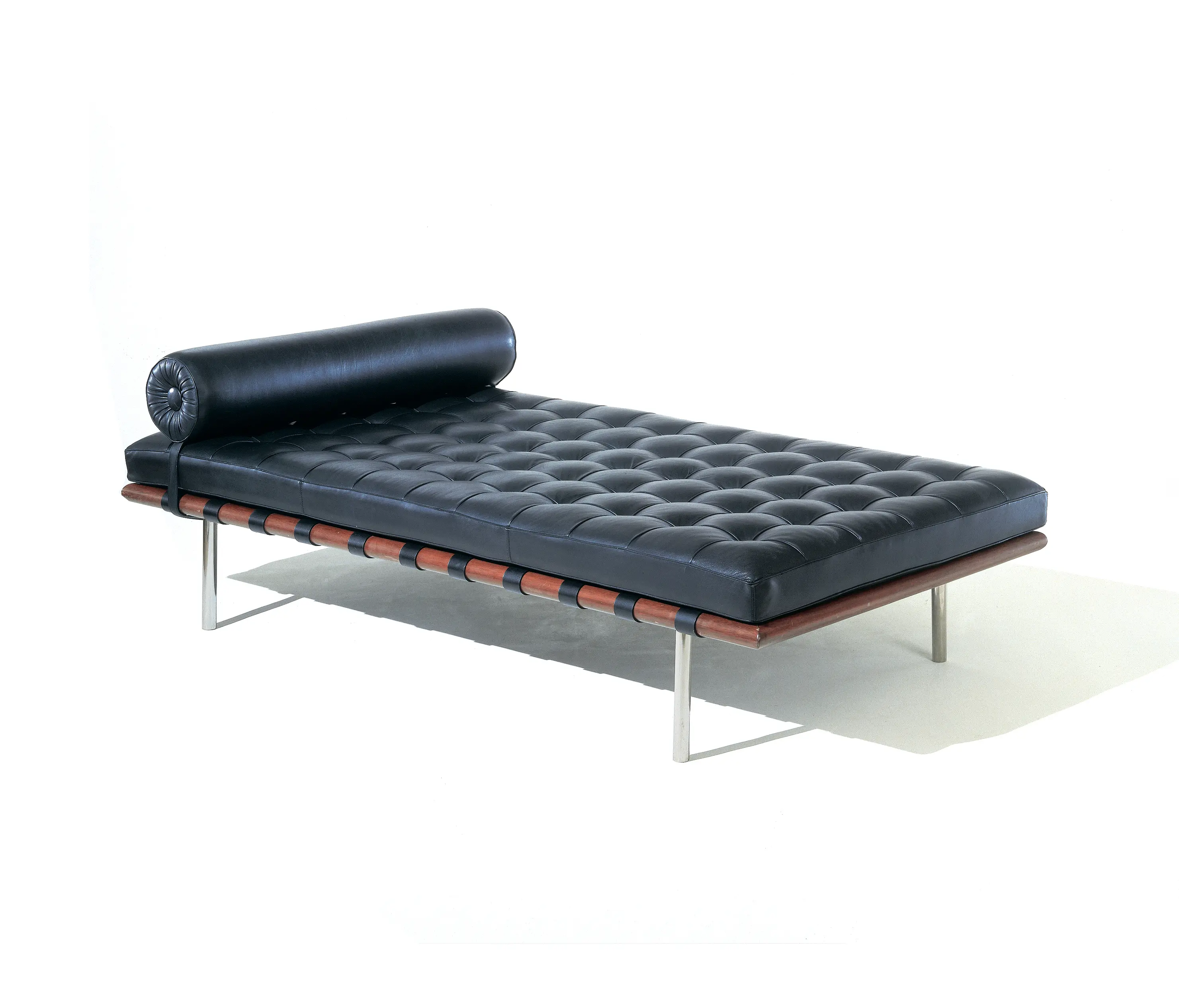 Knoll International - Barcelona® Couch