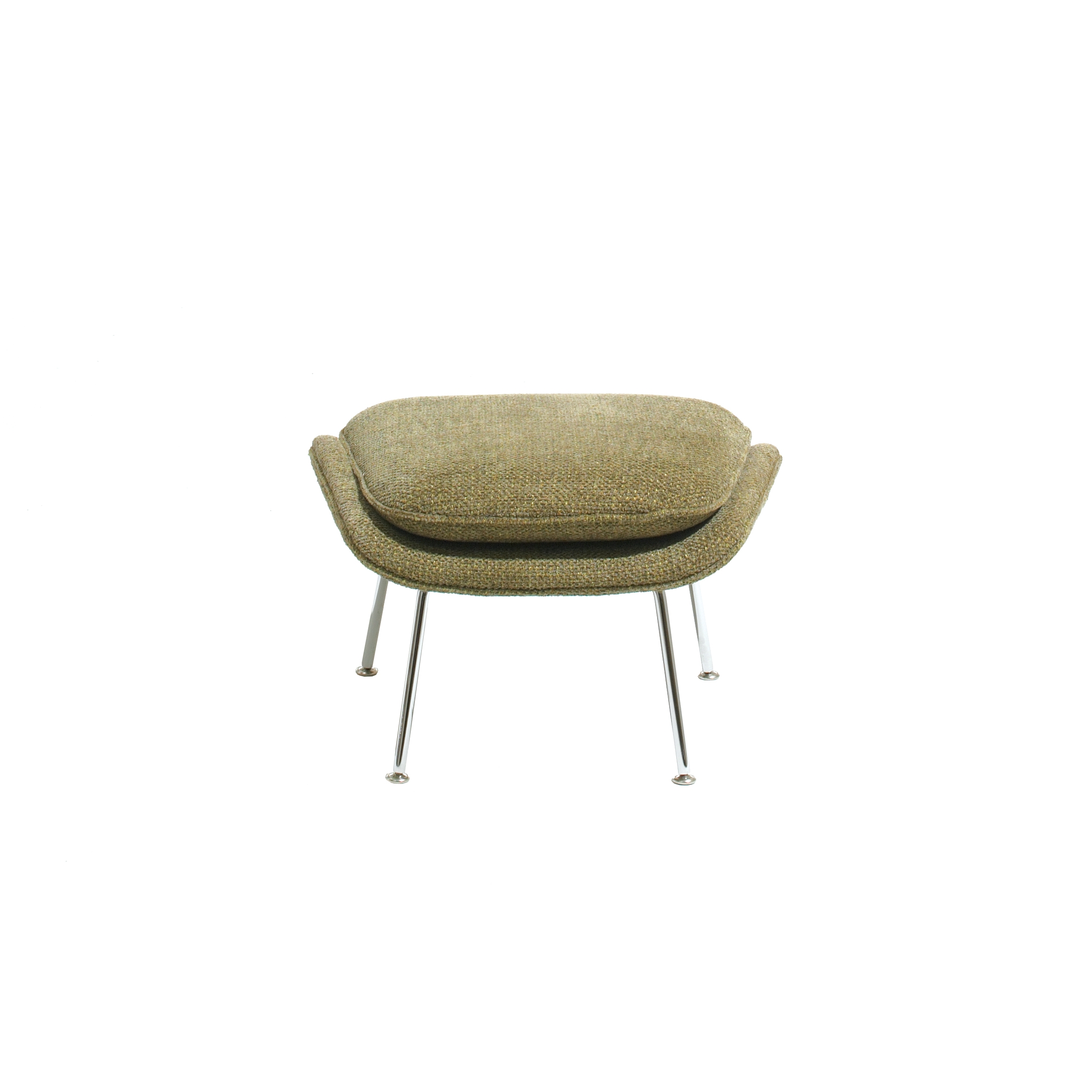Vertoon produk Saarinen Womb Ottoman van vervaardiger Knoll International