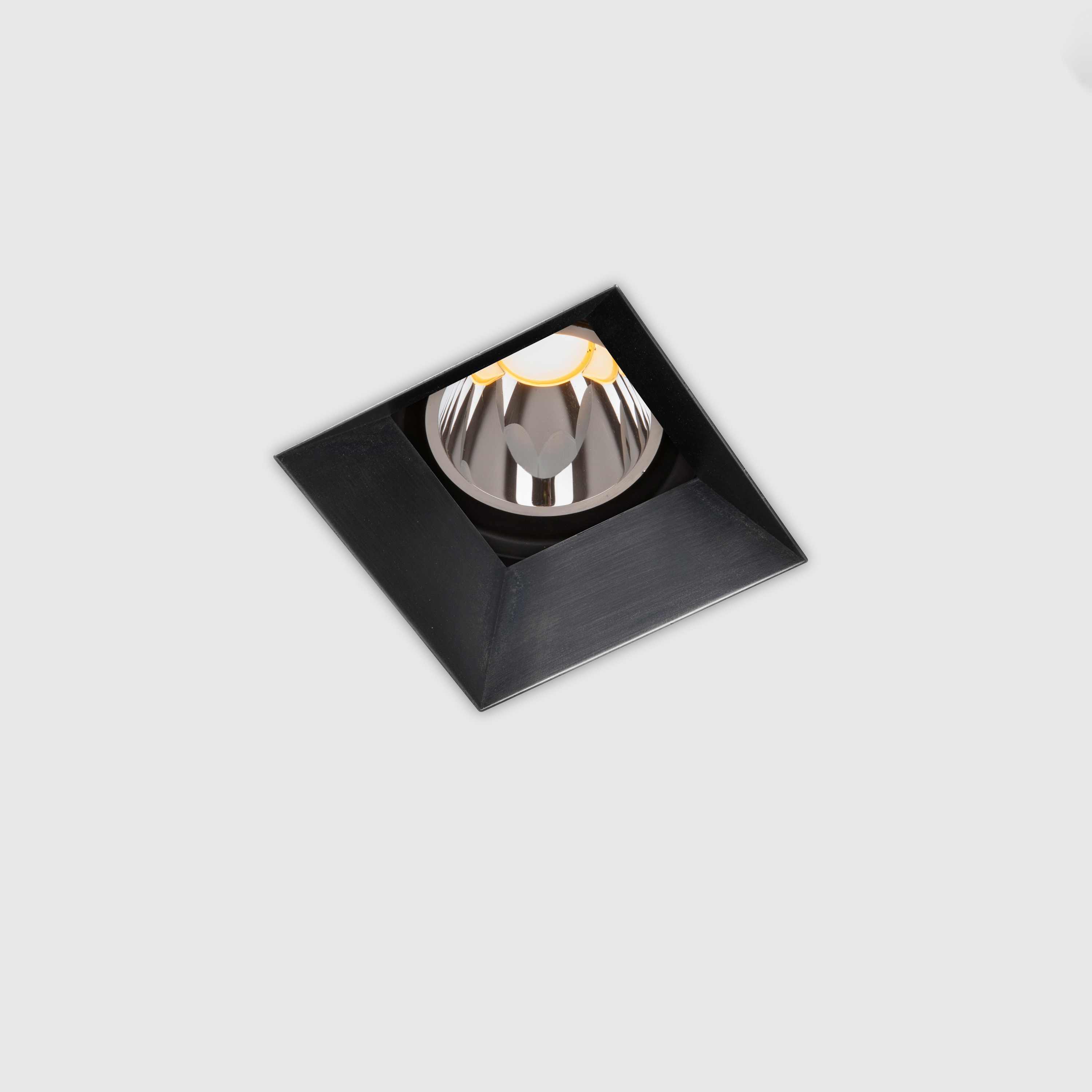 Down in-line 80 downlight