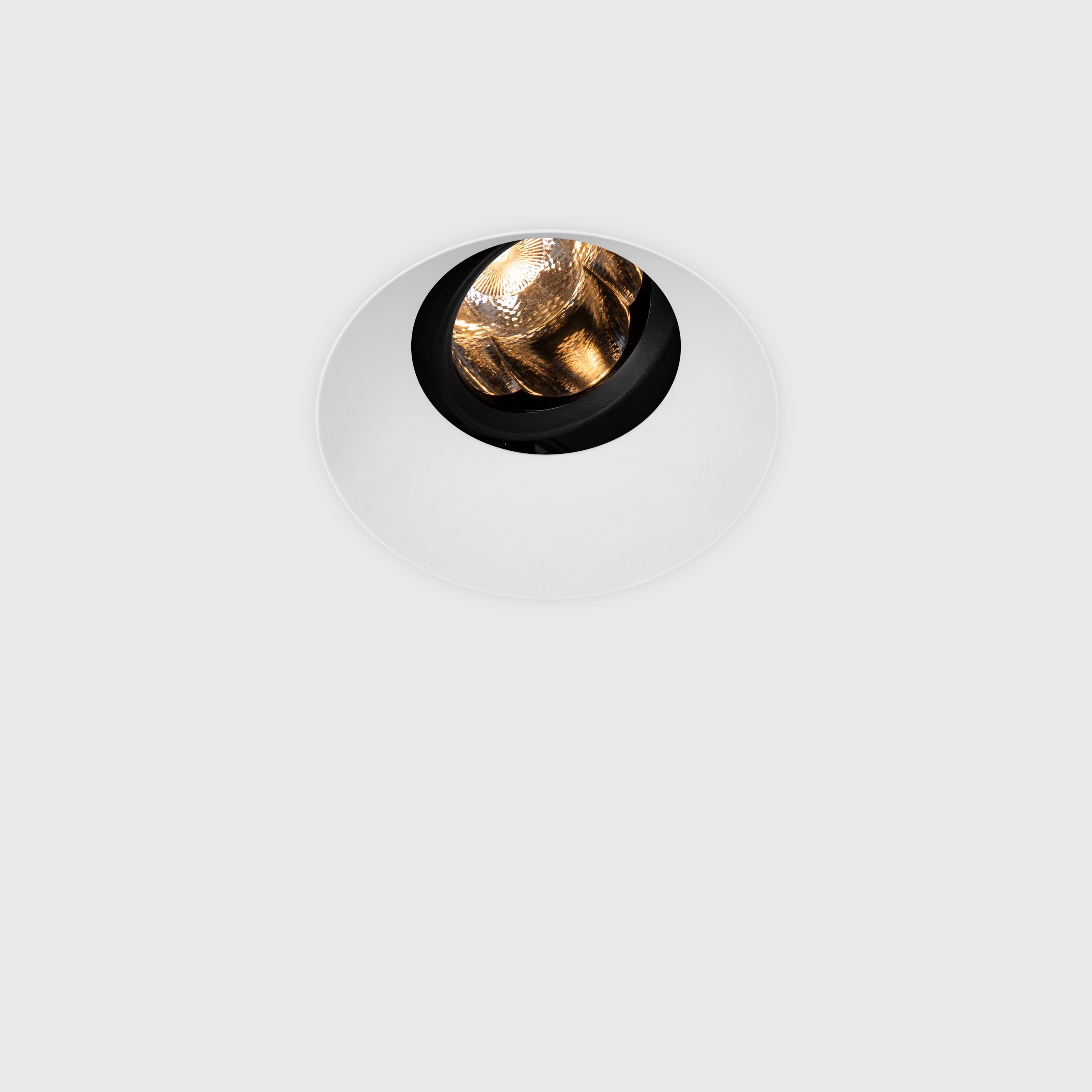 Aplis in-line 80 high efficiency, directional