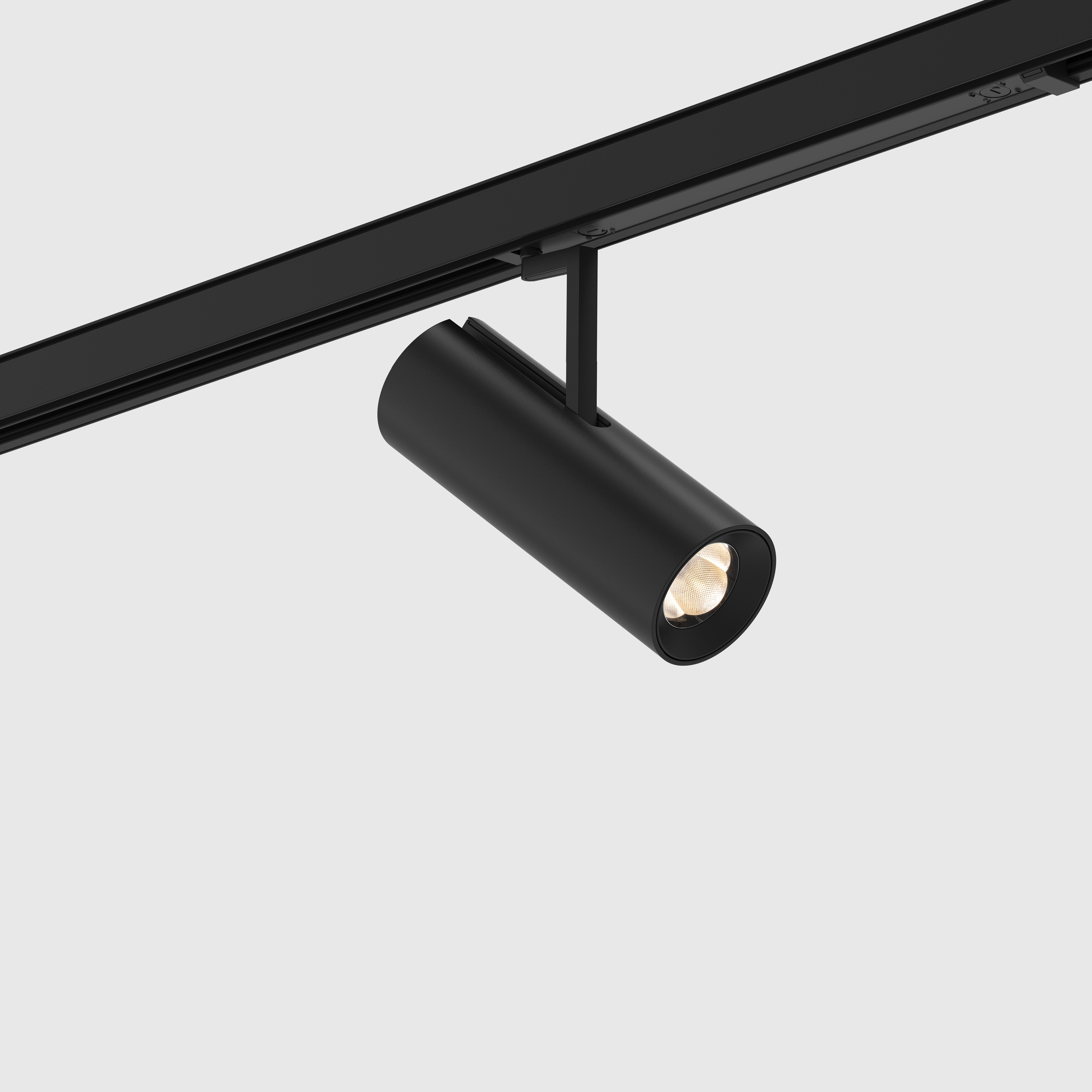 Holon 60 directional, on-track