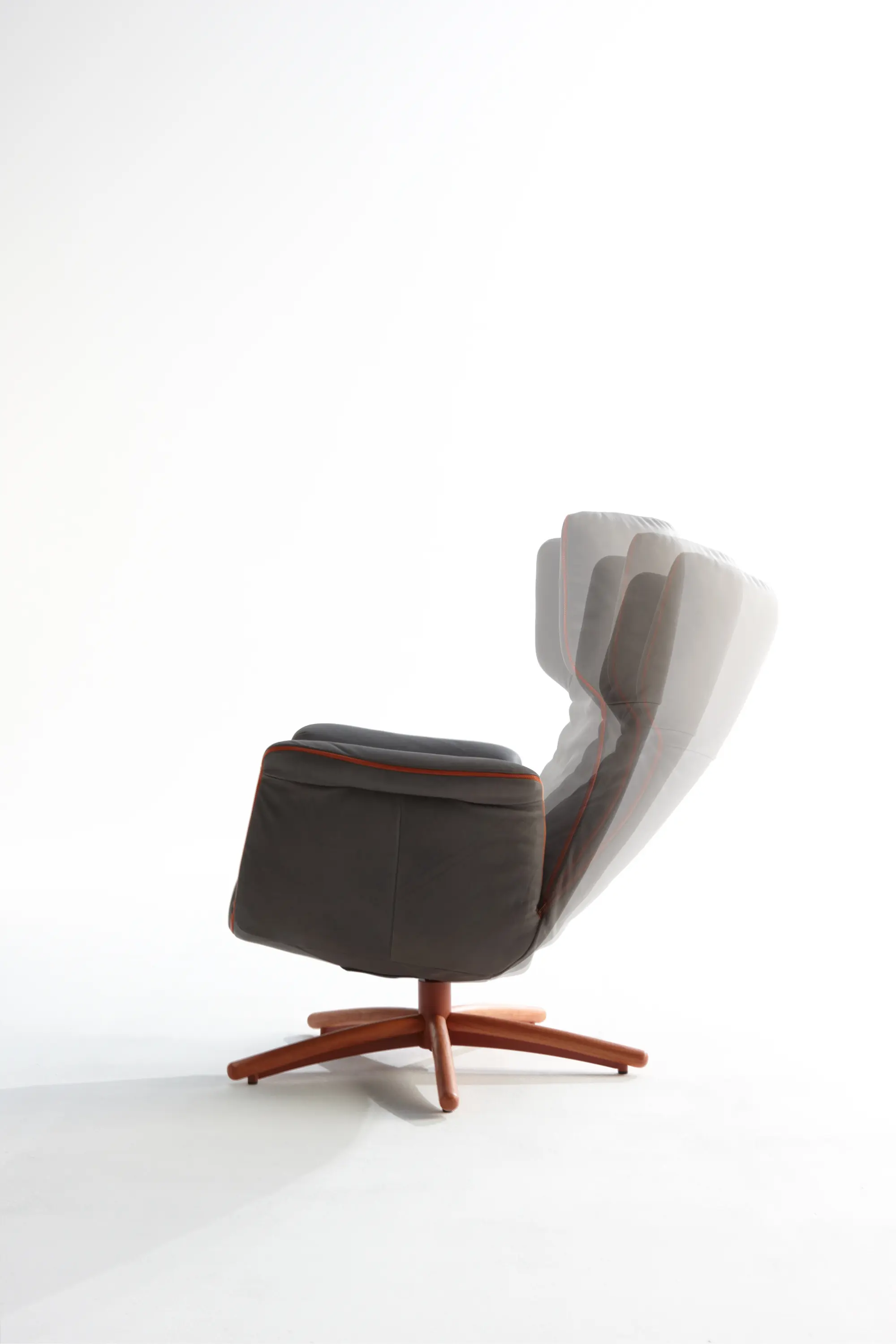 Label van den Berg - First Class