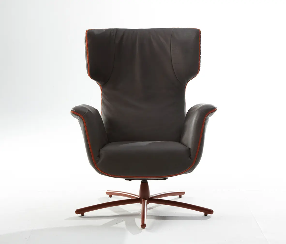 Label van den Berg - First Class