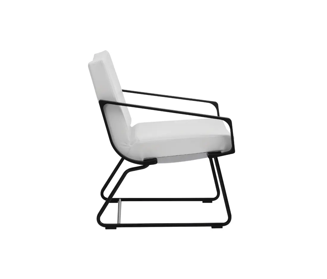 Lammhults - A-Line Armchair