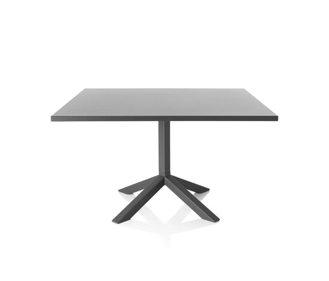 Lammhults - Funk Table